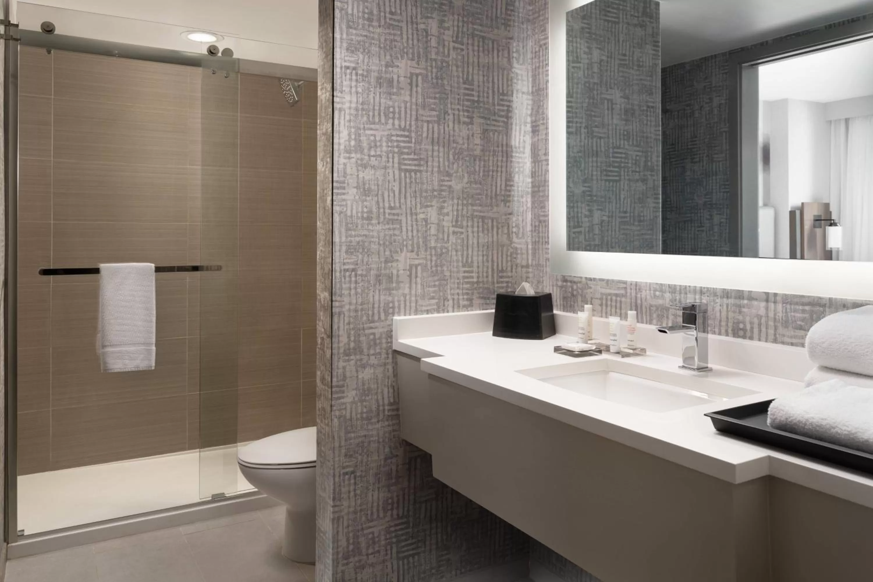 Bathroom in Costa Mesa Marriott