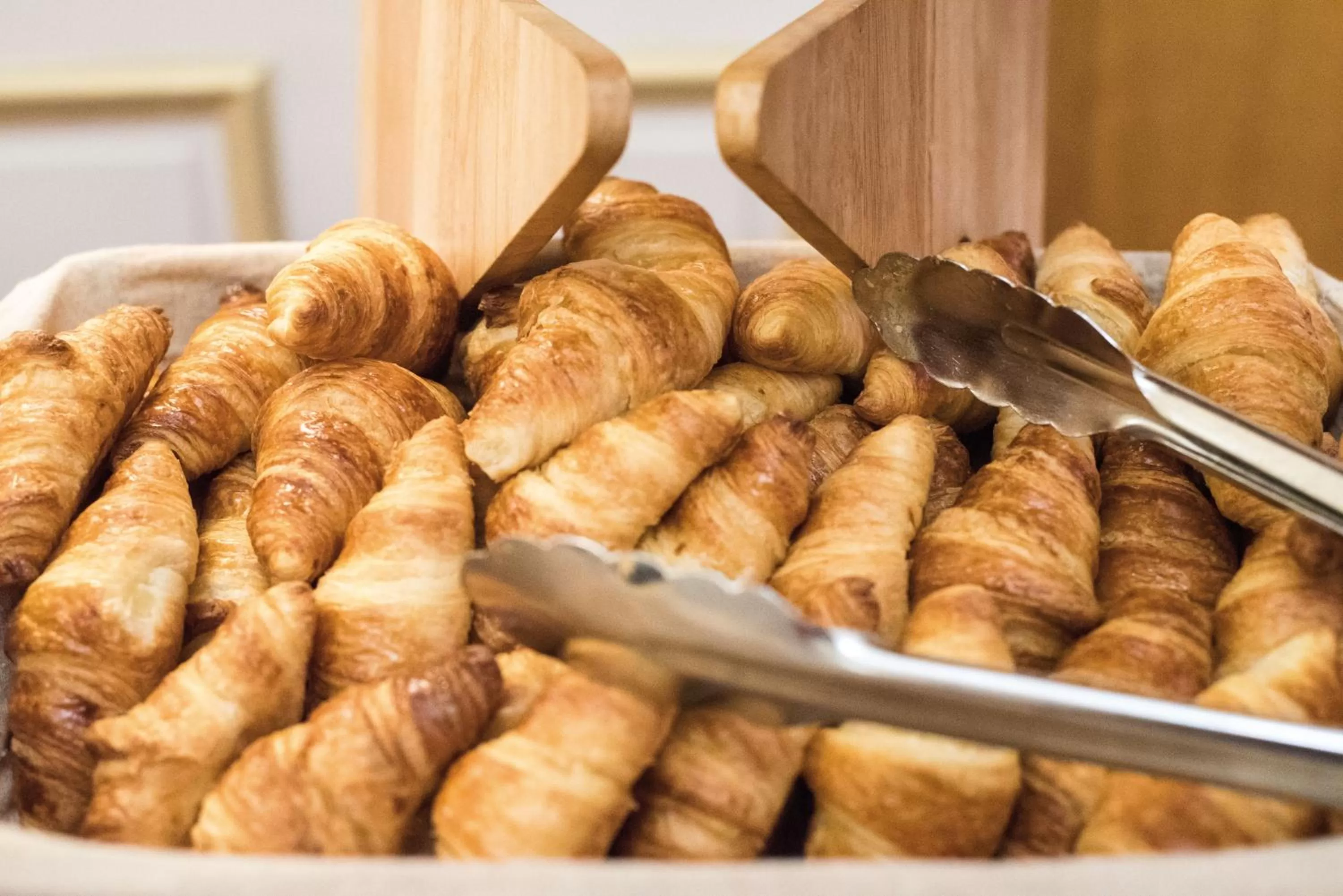 Breakfast in Hôtel Vacances Bleues Balmoral