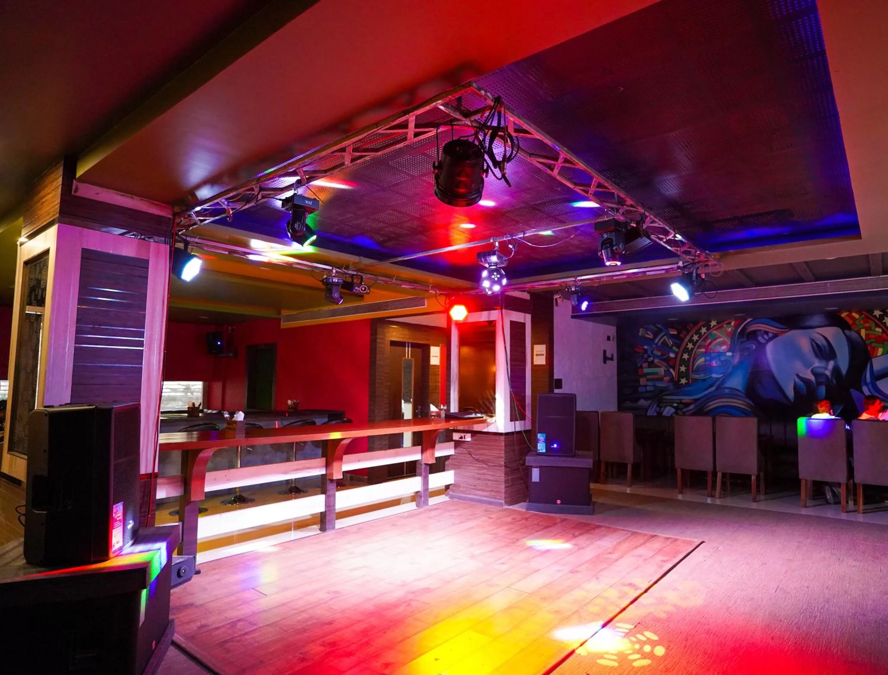 Lounge or bar in HOTEL SEVENTH SENSE