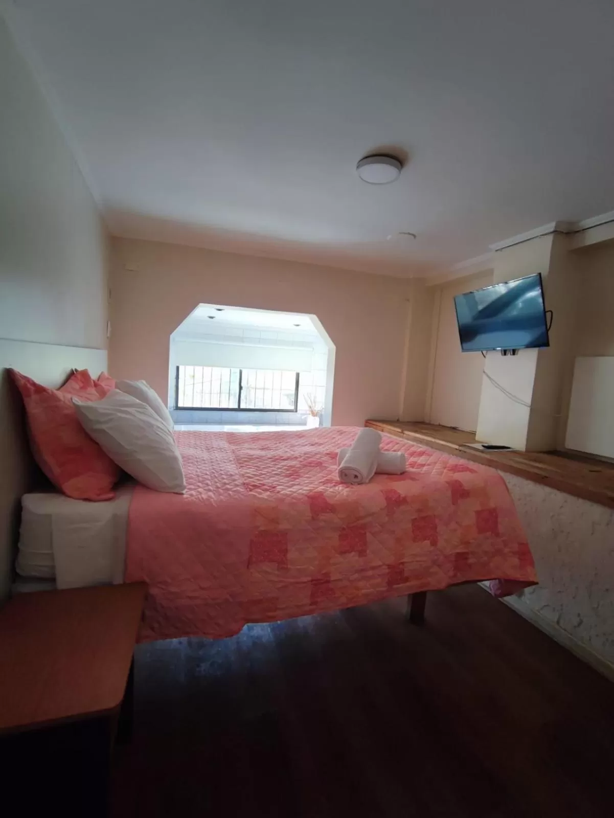 Bathroom, Bed in Hotel 251