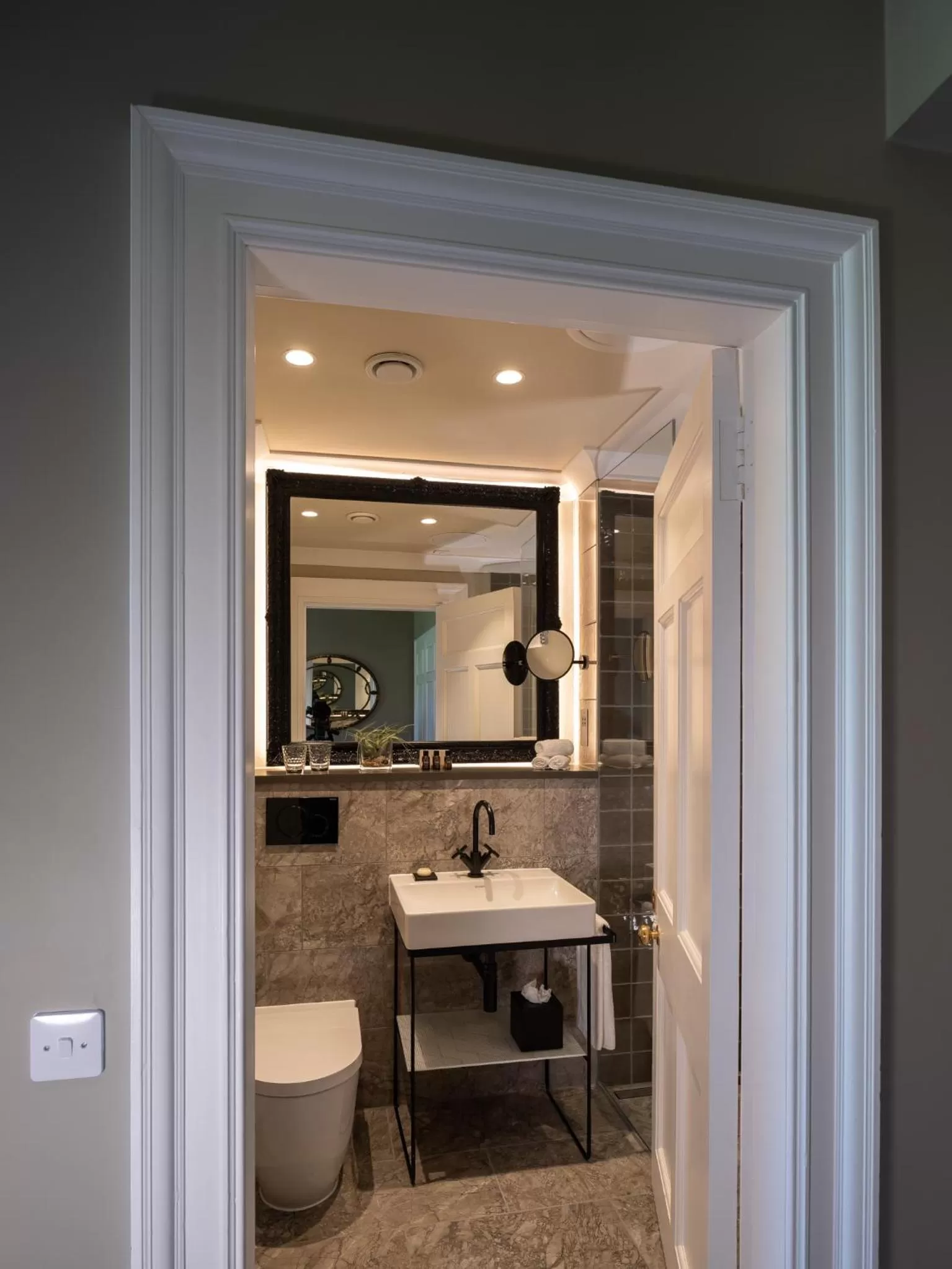 Bathroom in SCHLOSS Roxburghe, part of Destination by Hyatt