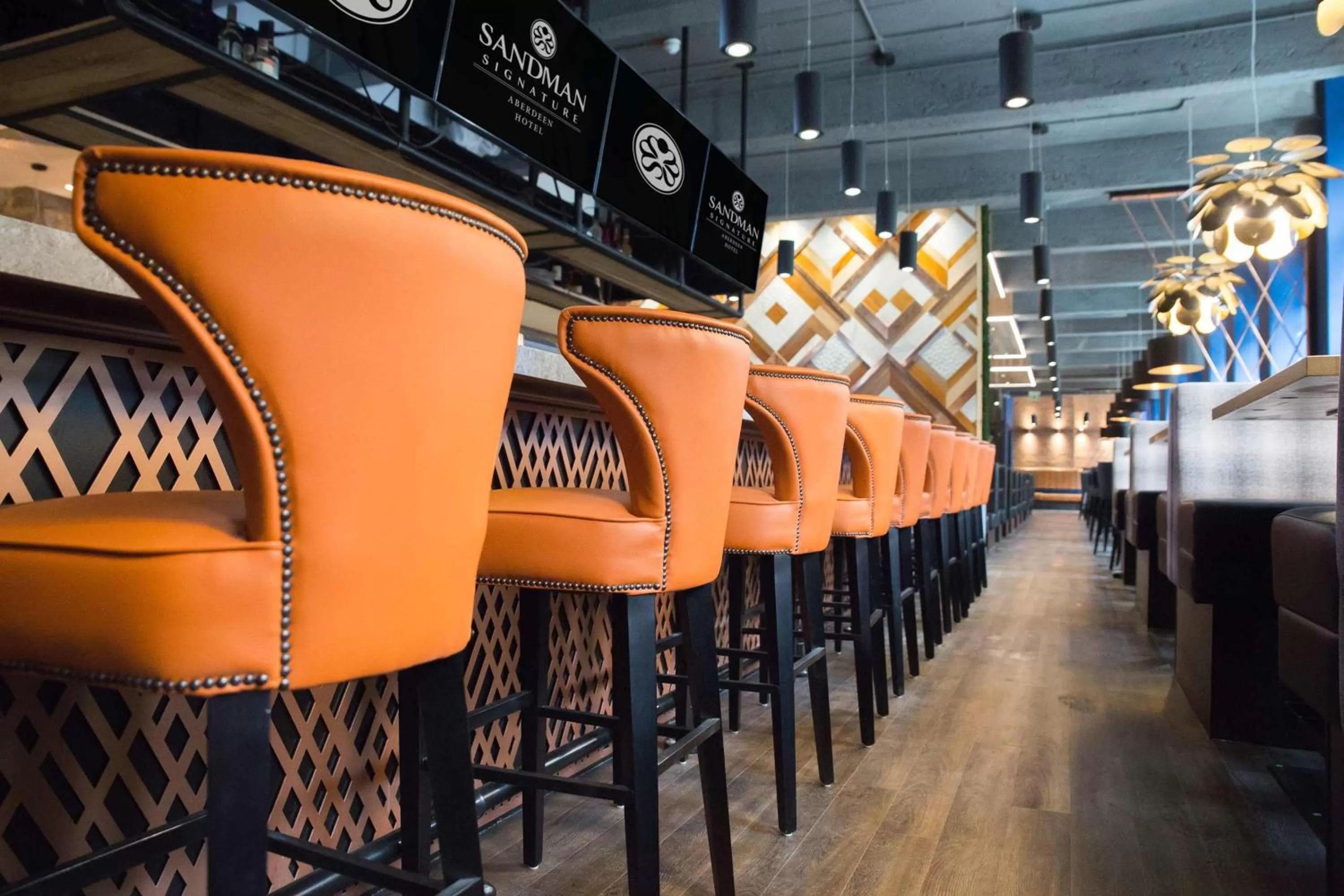 Restaurant/places to eat in Sandman Signature Aberdeen Hotel & Spa