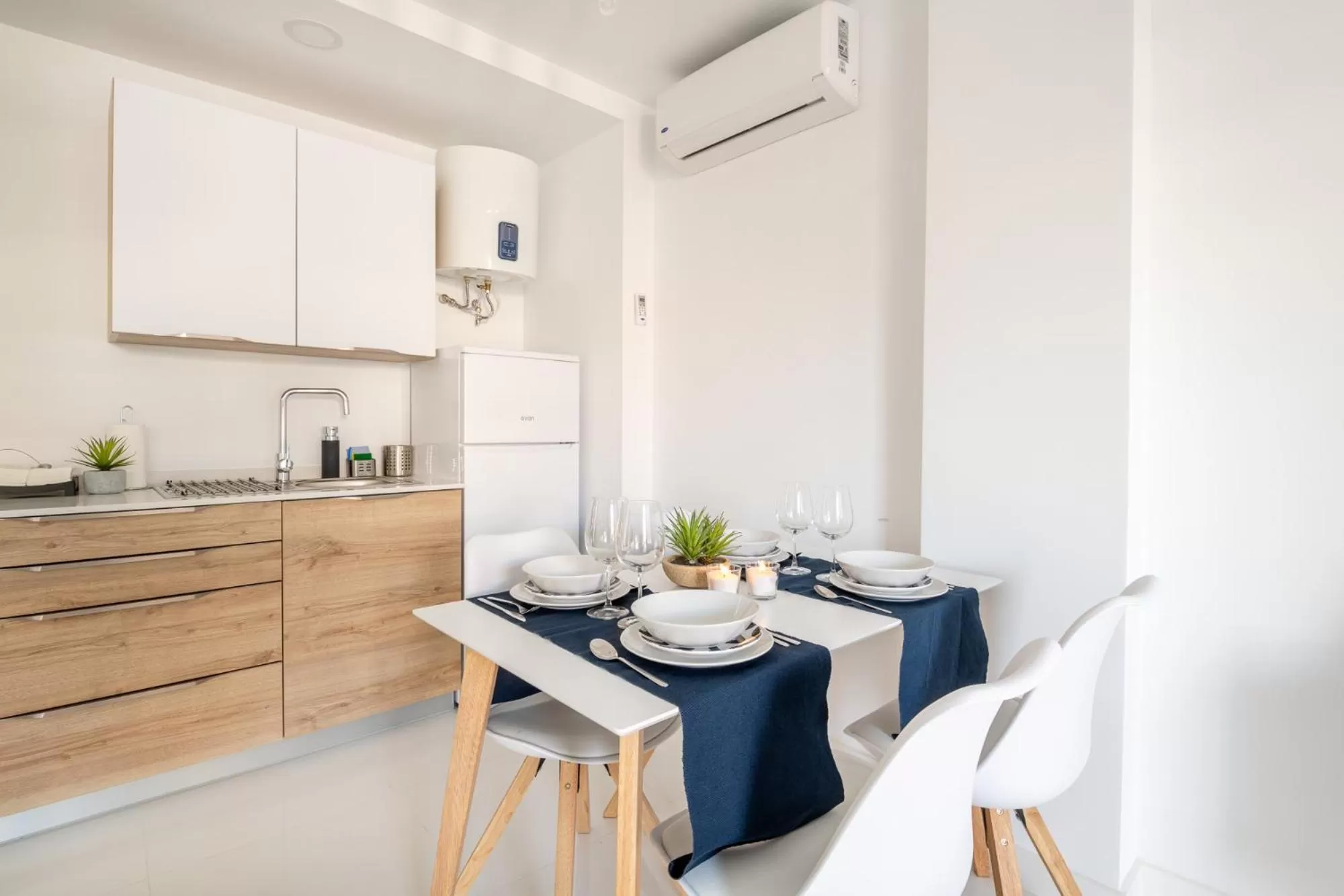 Kitchen or kitchenette in Santa Pola Apartments