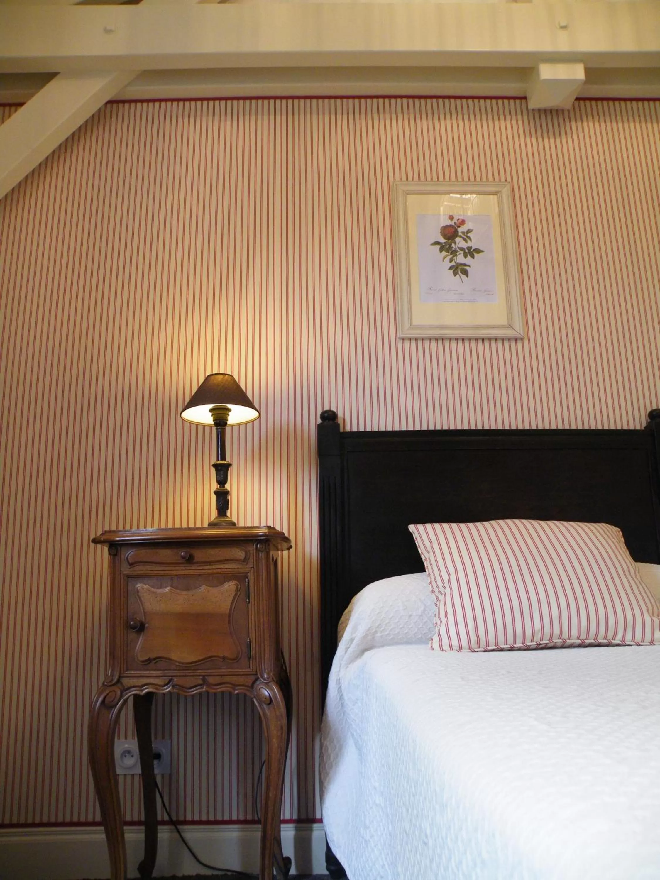 Bed in Hôtel Diderot