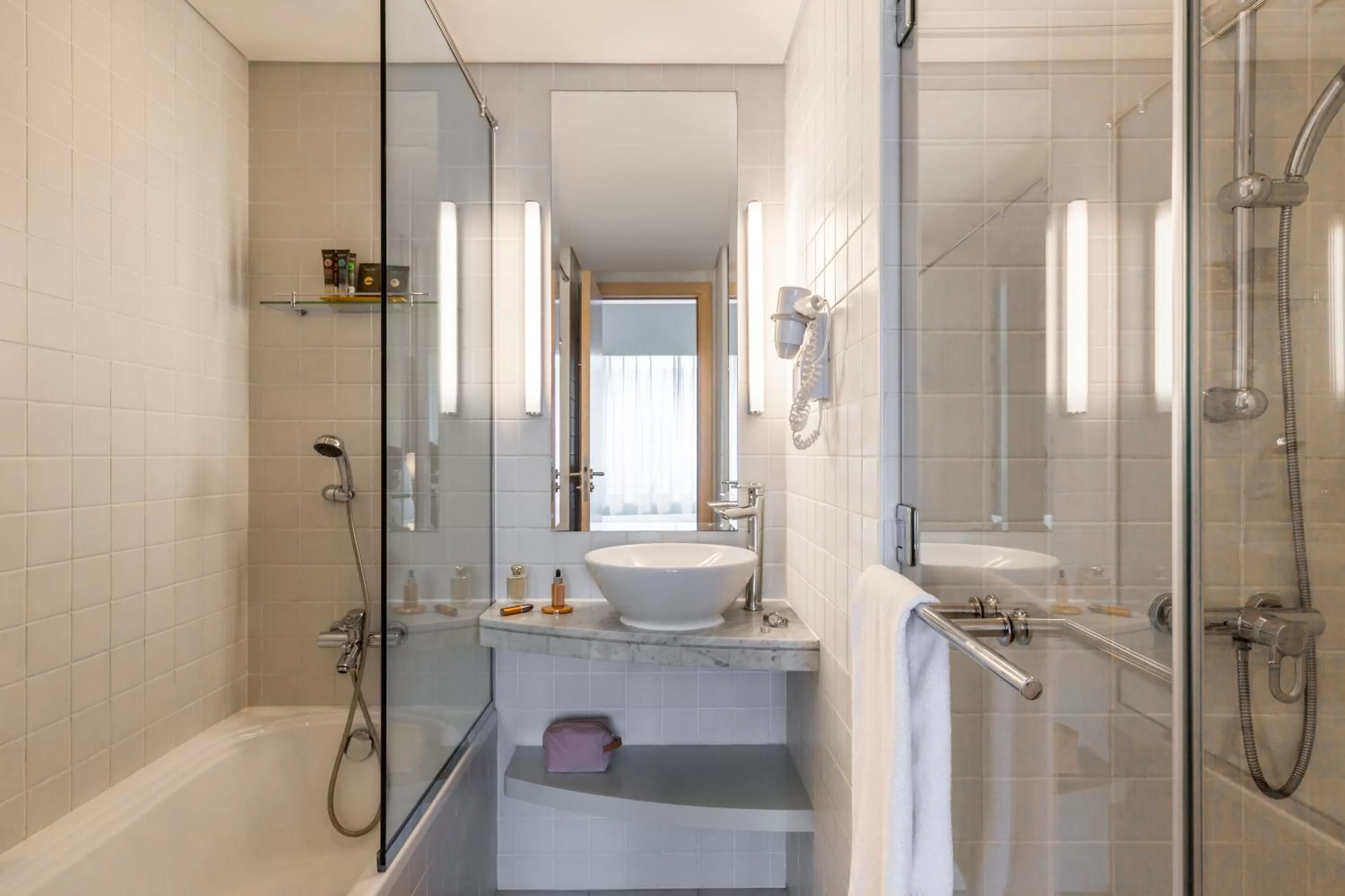 Toilet in Novotel Suites Mall Avenue Dubai