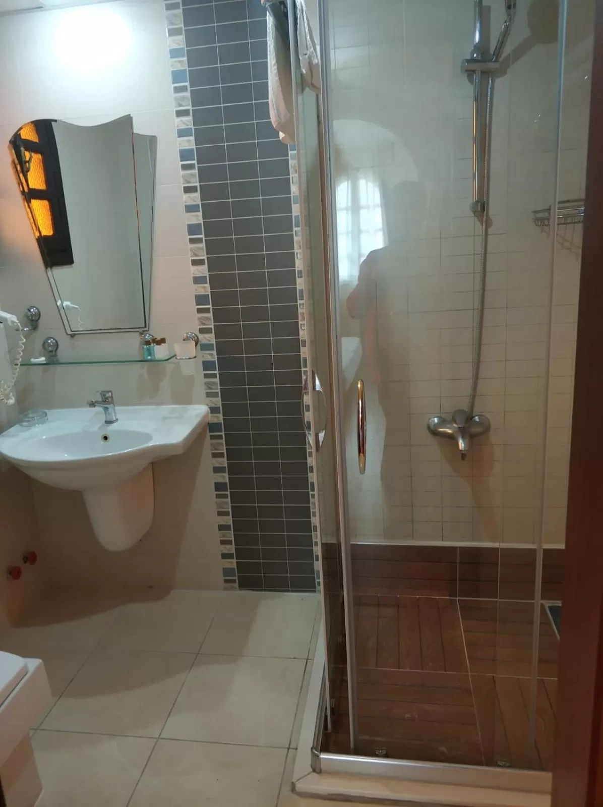 Shower in Altinsaray Hotel