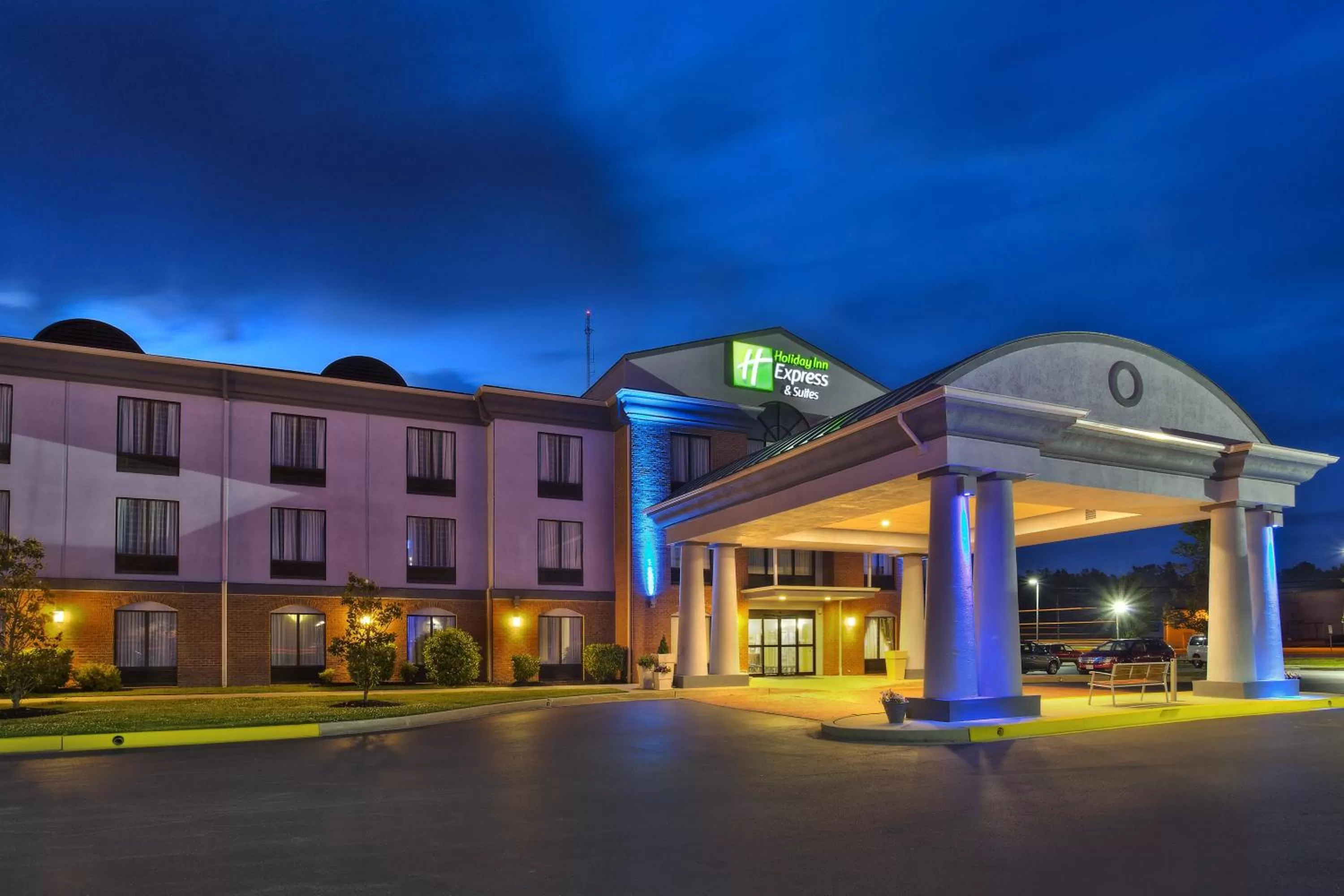 Property building in Holiday Inn Express Hotel and Suites Harrington - Dover Area by IHG