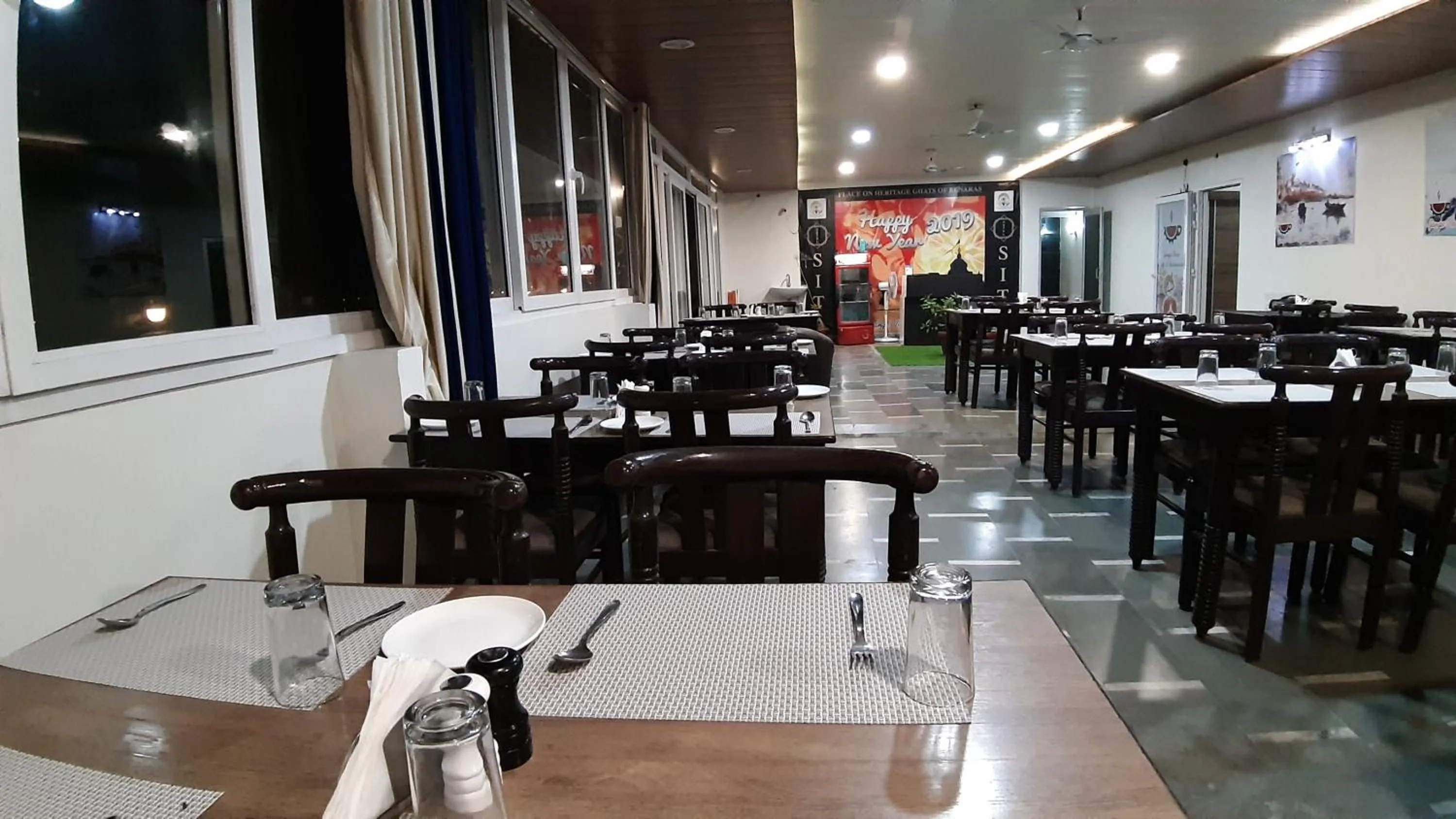 Restaurant/Places to Eat in Hotel Sita (place on the heritage ghats of benaras)