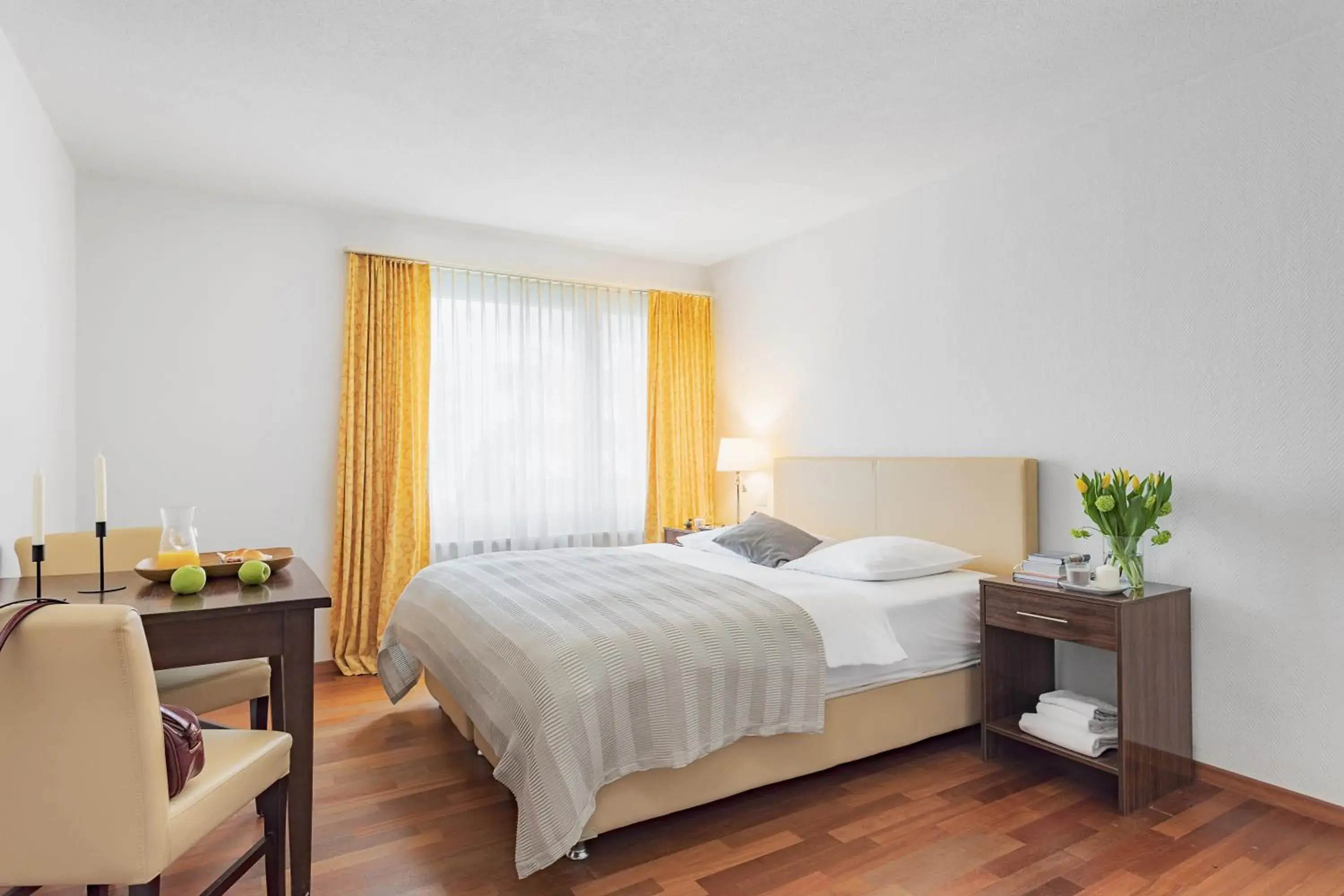 Swiss Star Zurich Airport - Self Check-In Swiss Star Zurich Airport - Self Check-In