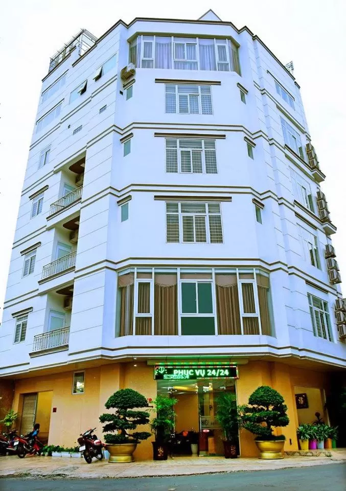 Property Building in Khách sạn Hiệp Thạnh