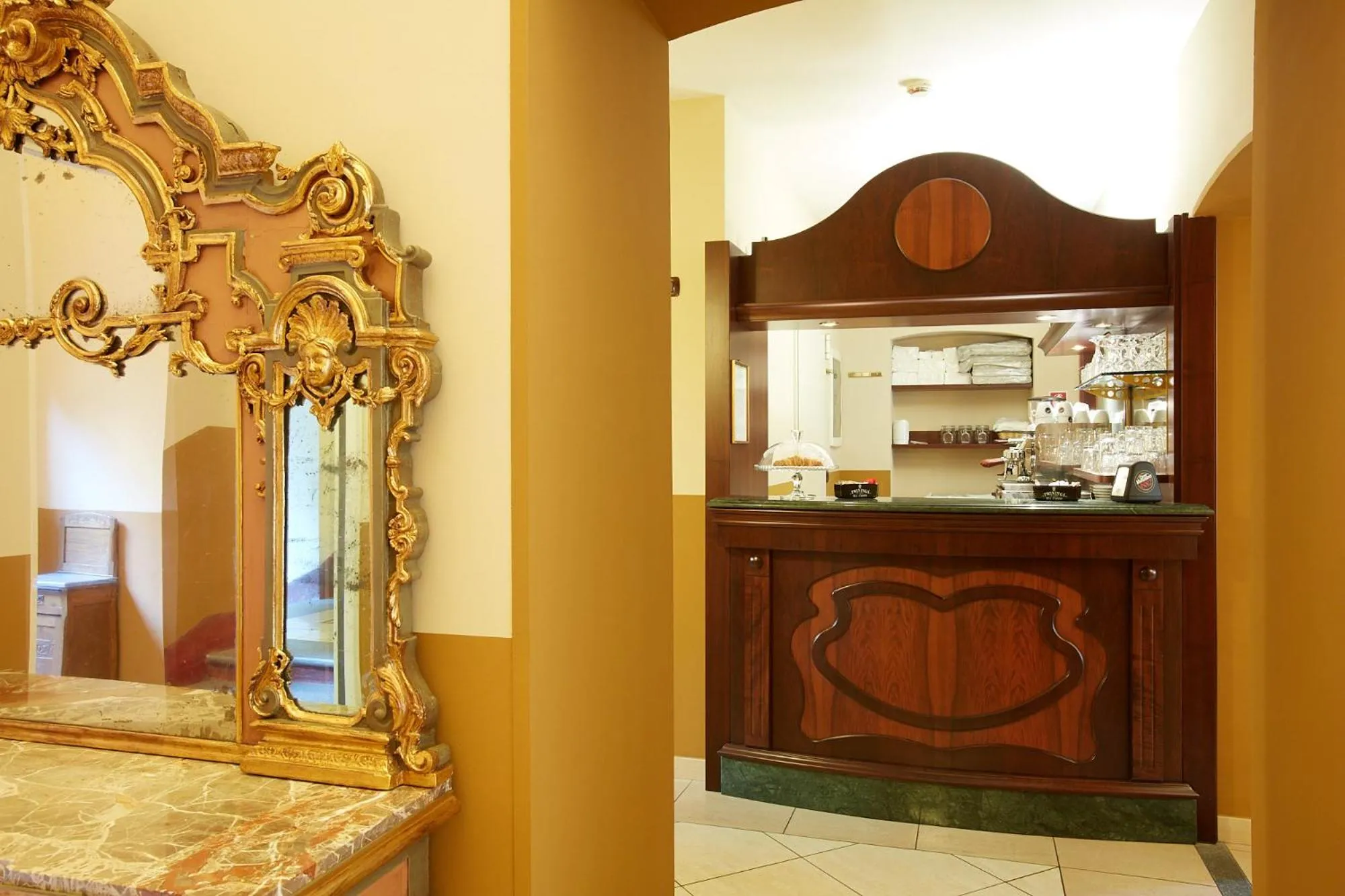 Lounge or bar in Liberty Hotel