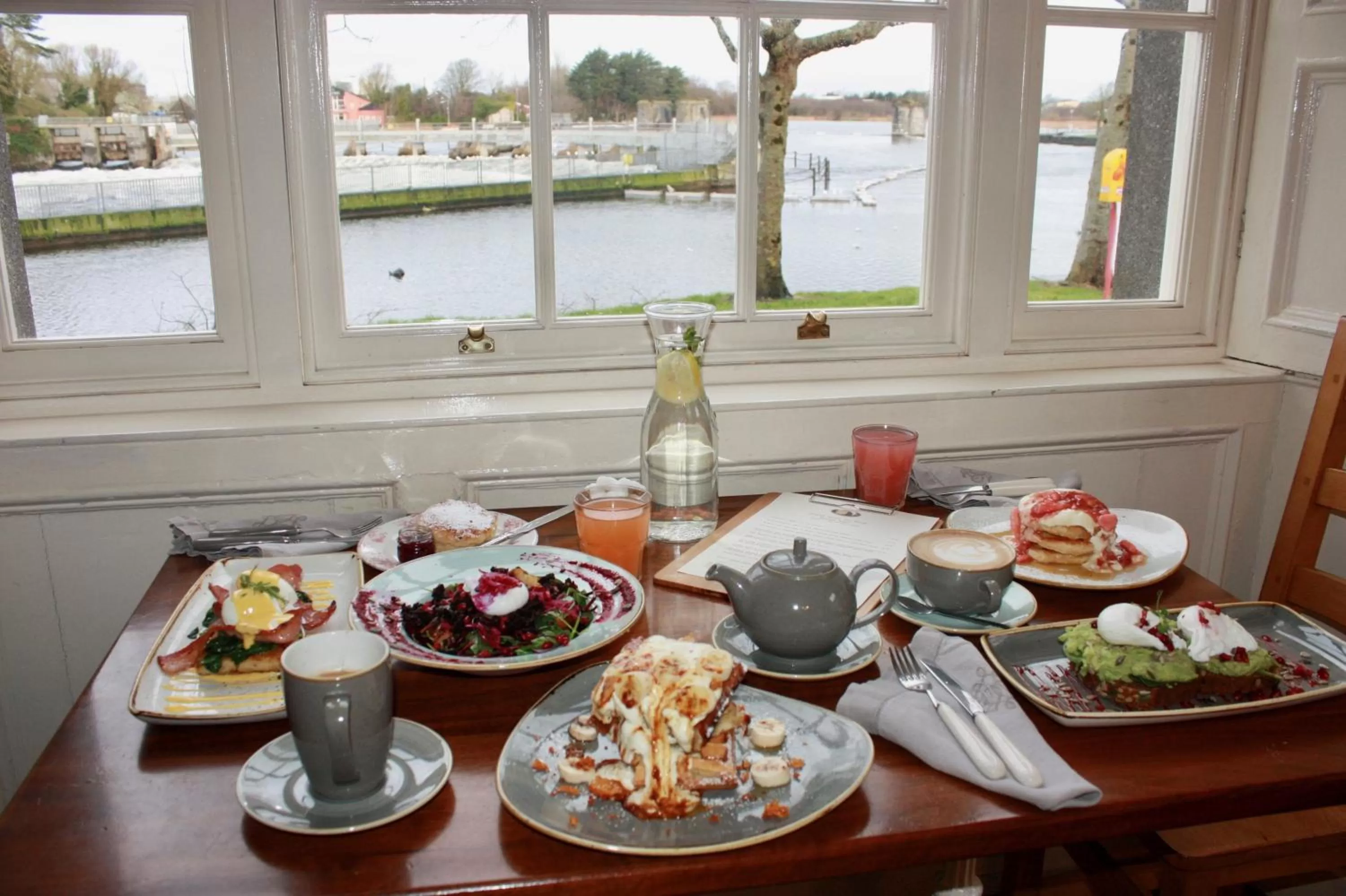 Food and drinks in Corrib House Guest Accommodation