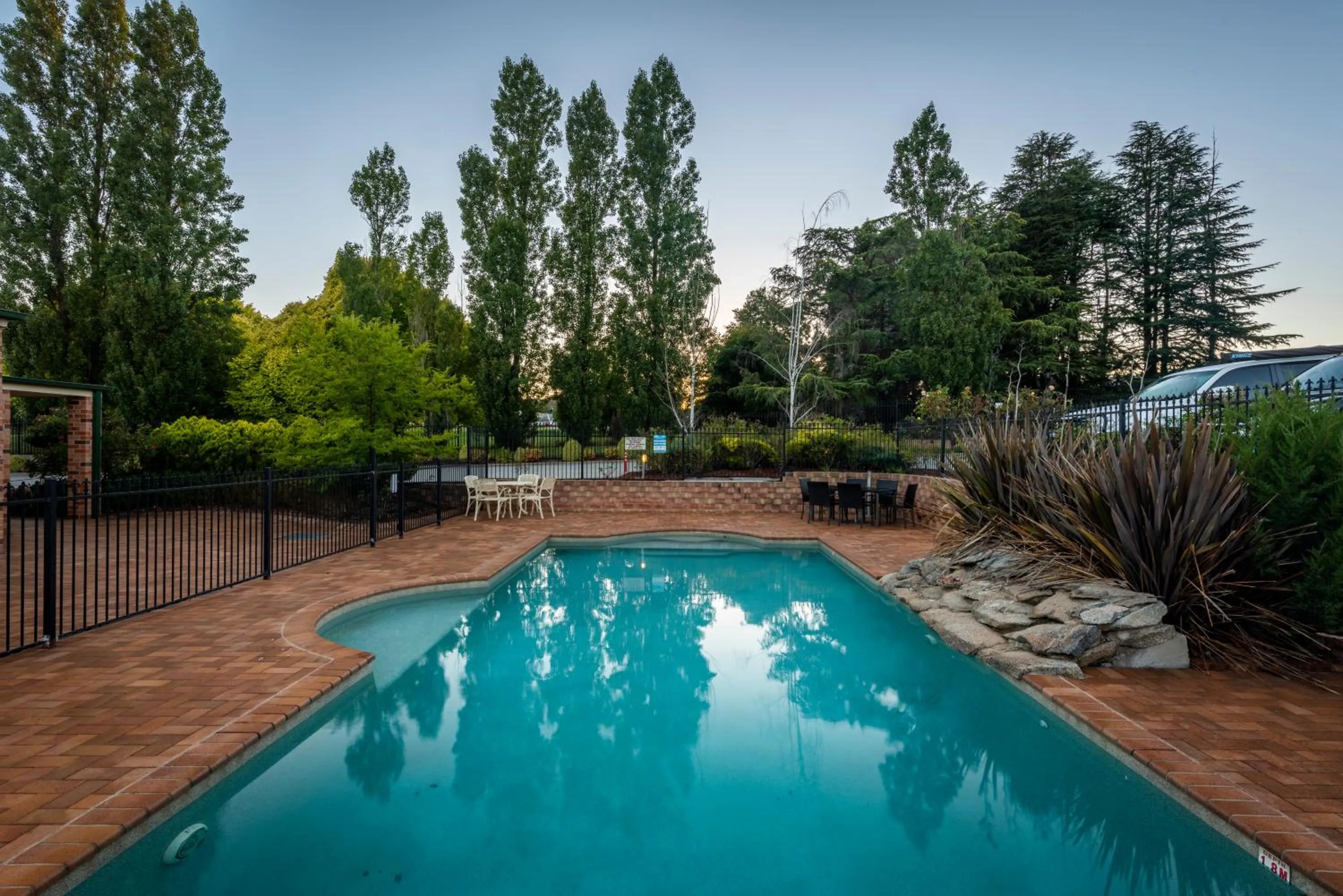 Swimming pool in Best Western Plus Ambassador Orange