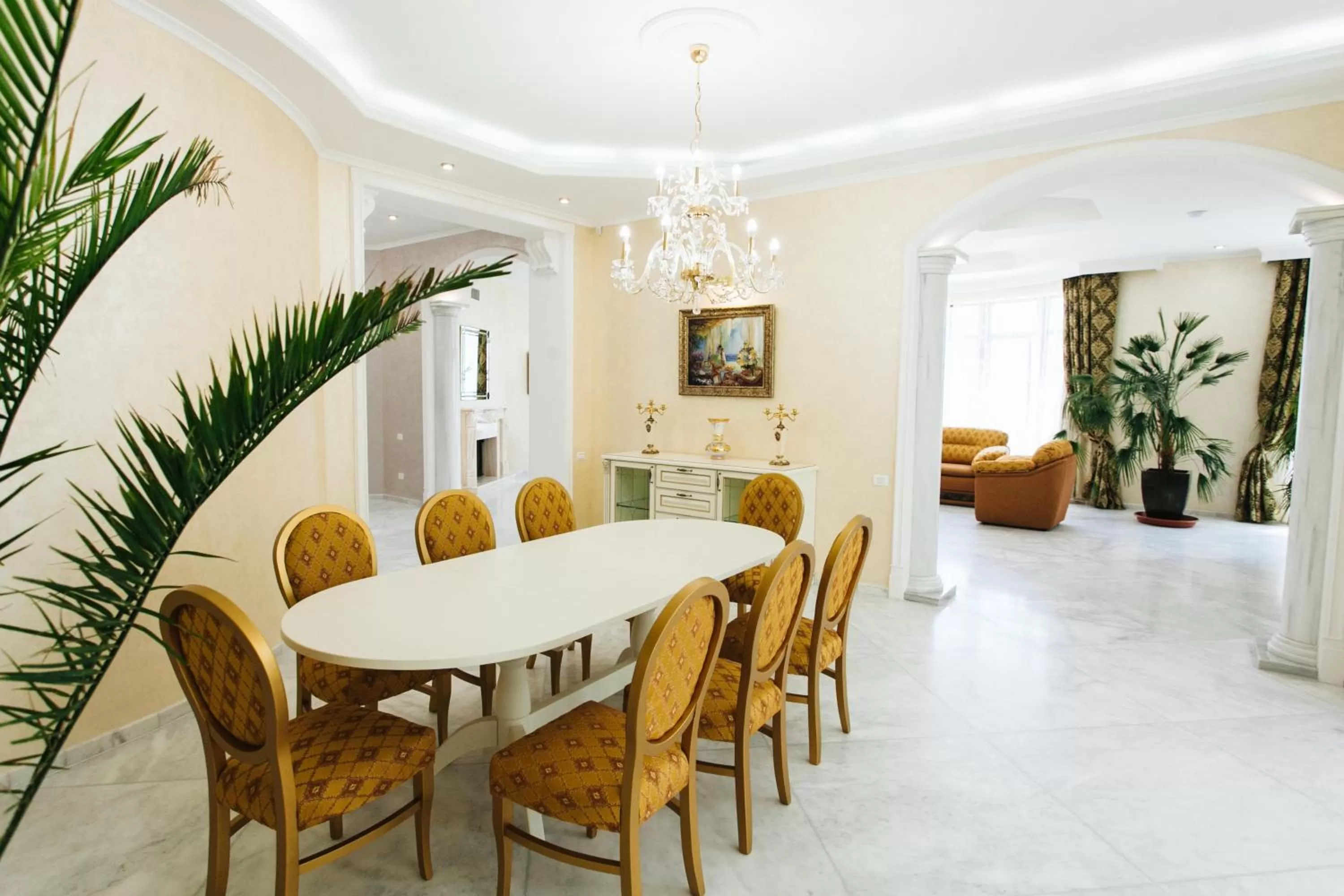 Dining Area in Villa le Premier Maestro