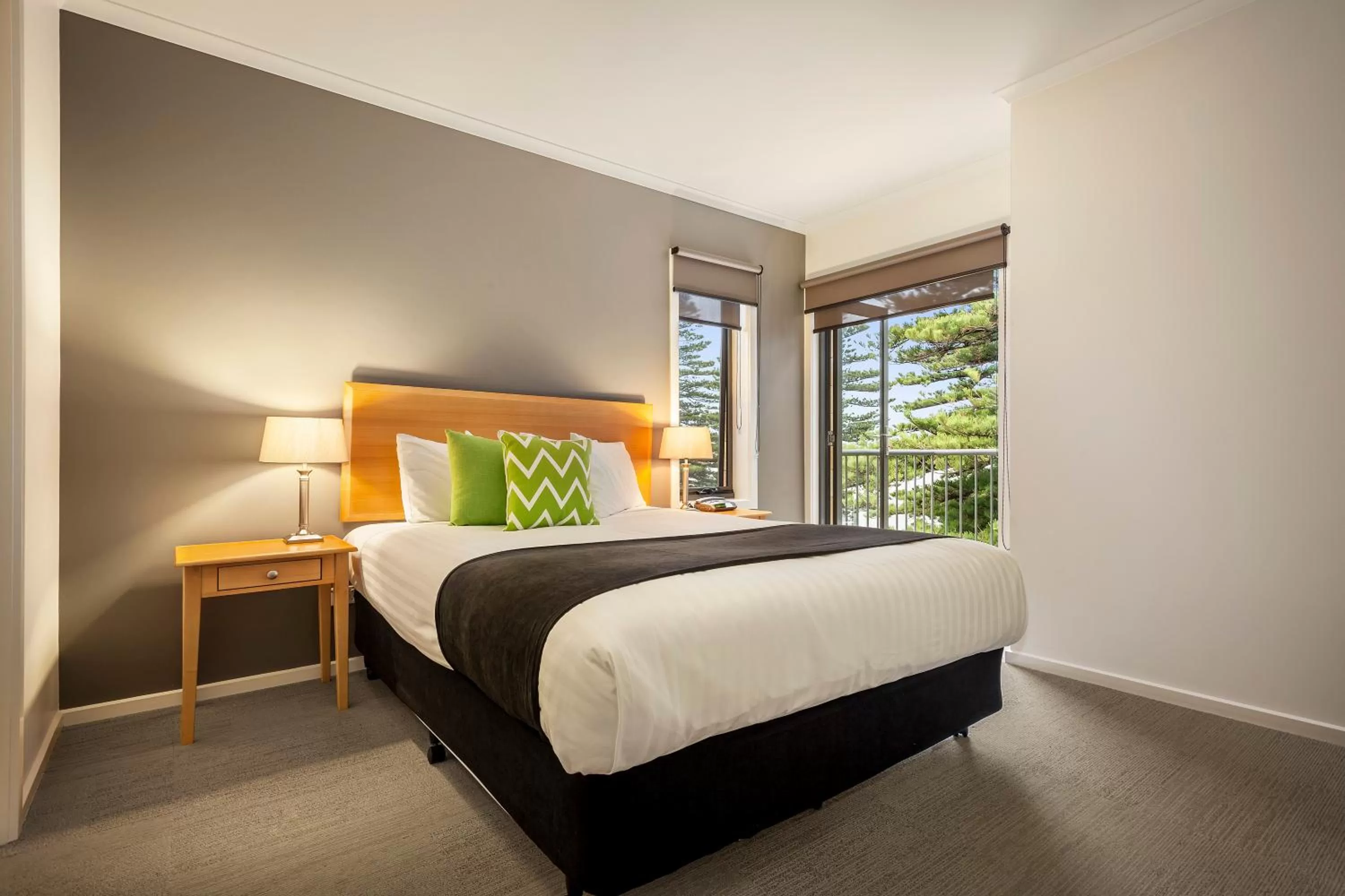 Bedroom, Bed in Quest Warrnambool