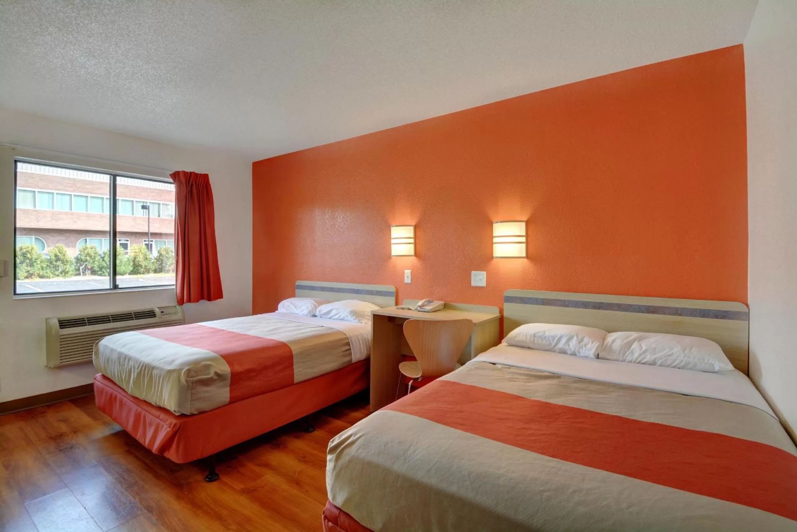 Deluxe Quadruple Room in Motel 6-Wethersfield, CT - Hartford