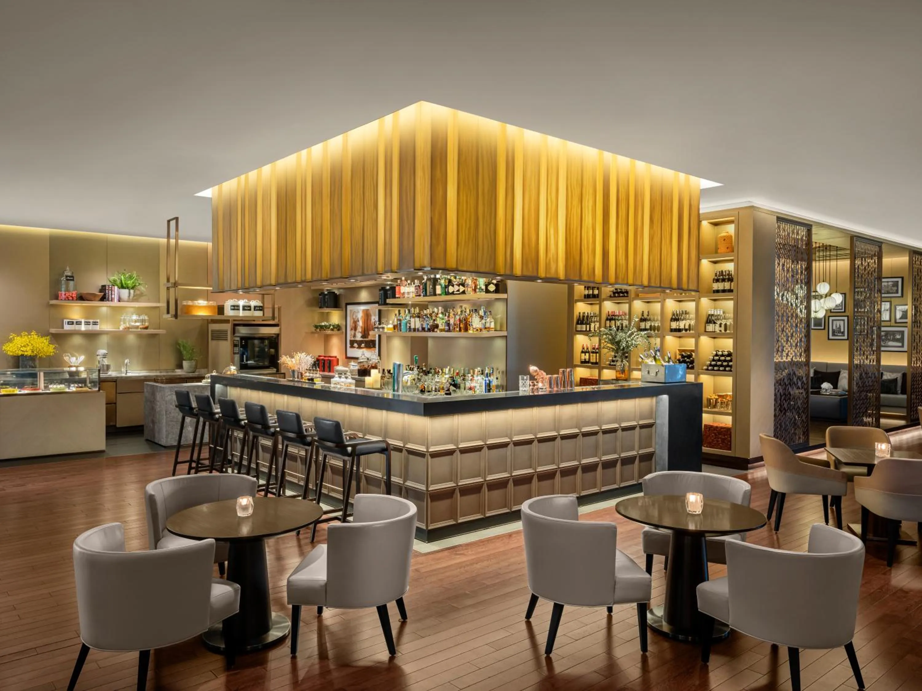 Restaurant/places to eat in New World Saigon Hotel