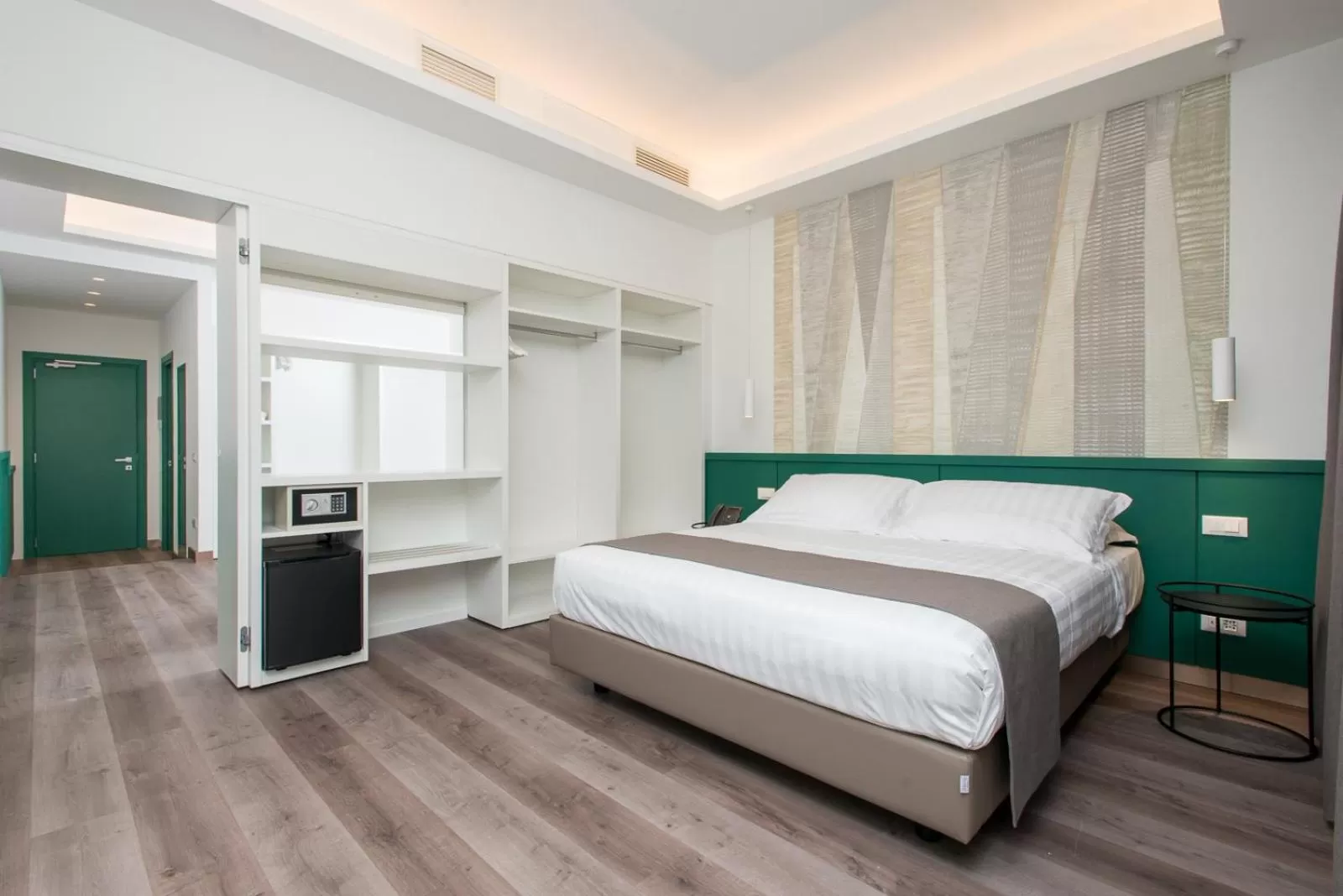 Photo of the whole room, Bed in Smart Hotel Napoli