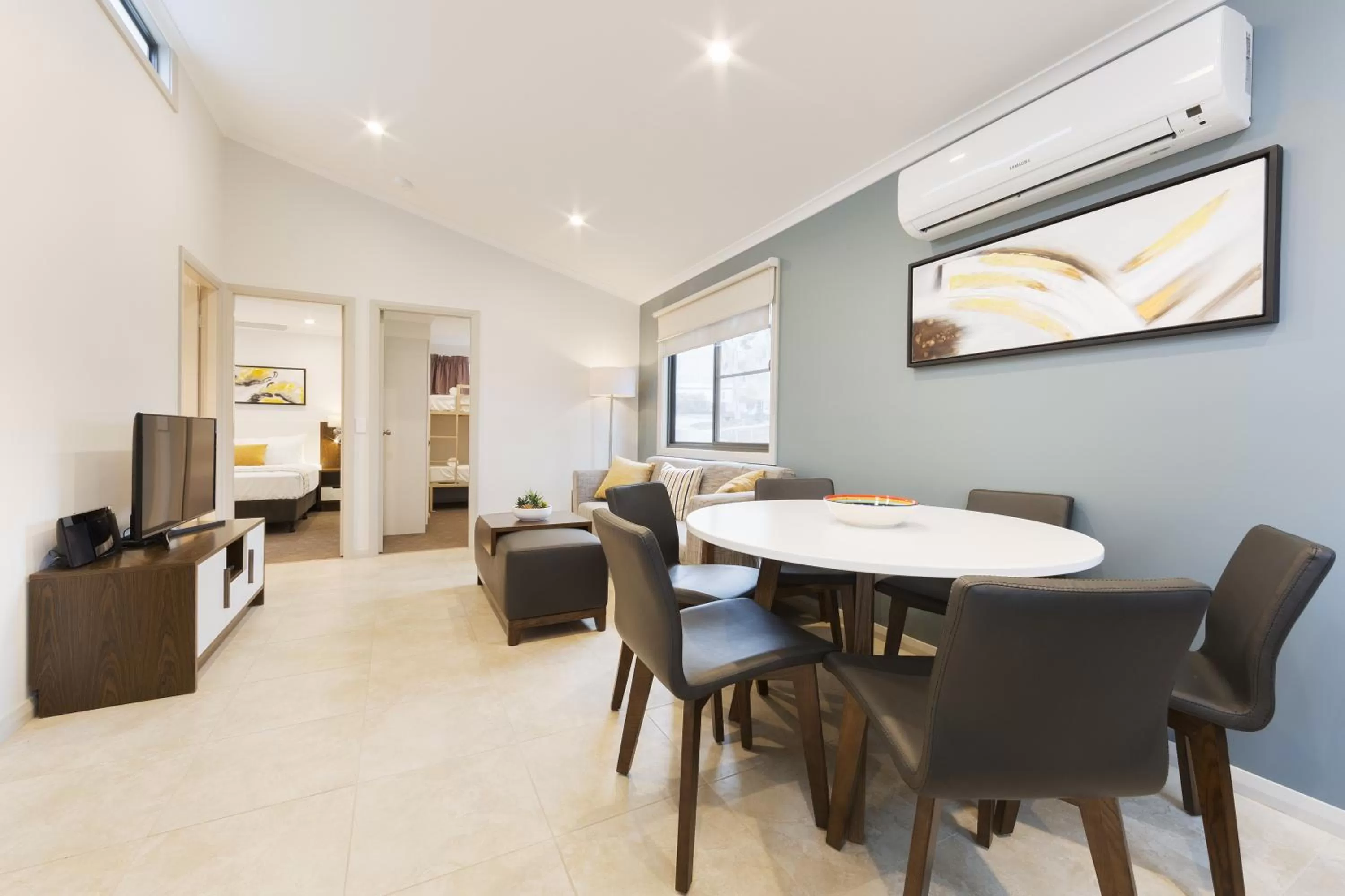 Living room in Alivio Tourist Park Canberra