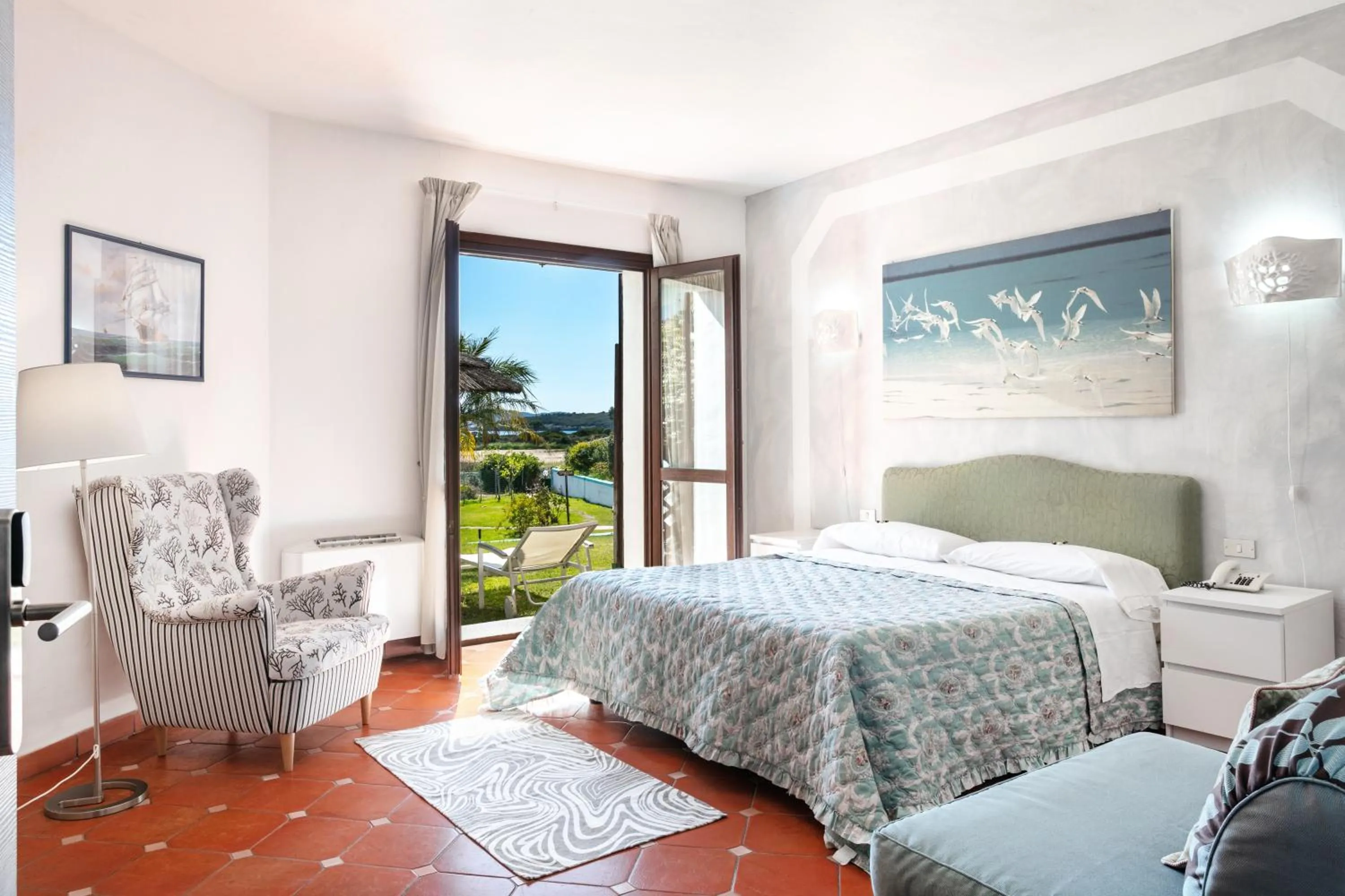 Bed in Hotel Stefania Boutique Hotel by the Beach