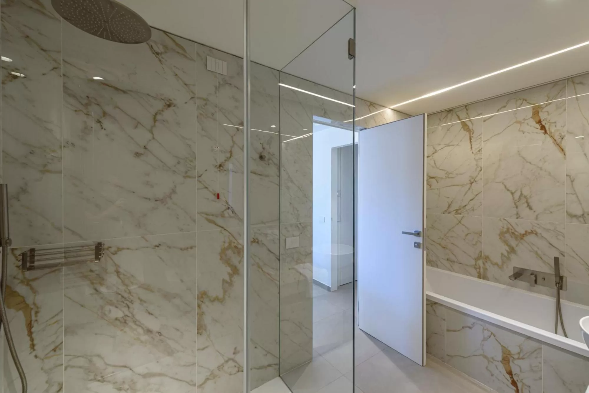 Bathroom in Sicilia's Art Hotel & Spa