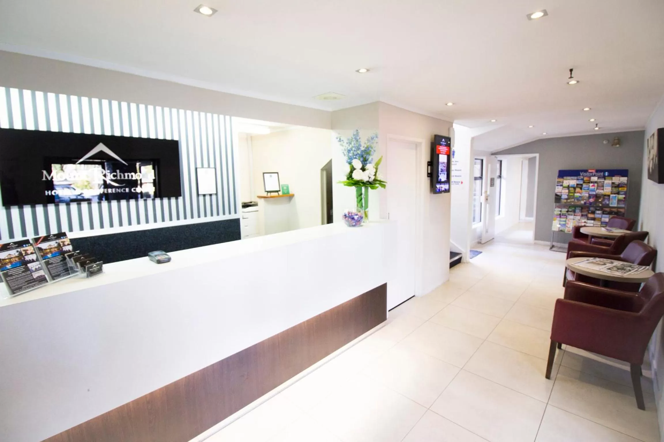 Lobby or reception in Mount Richmond Hotel