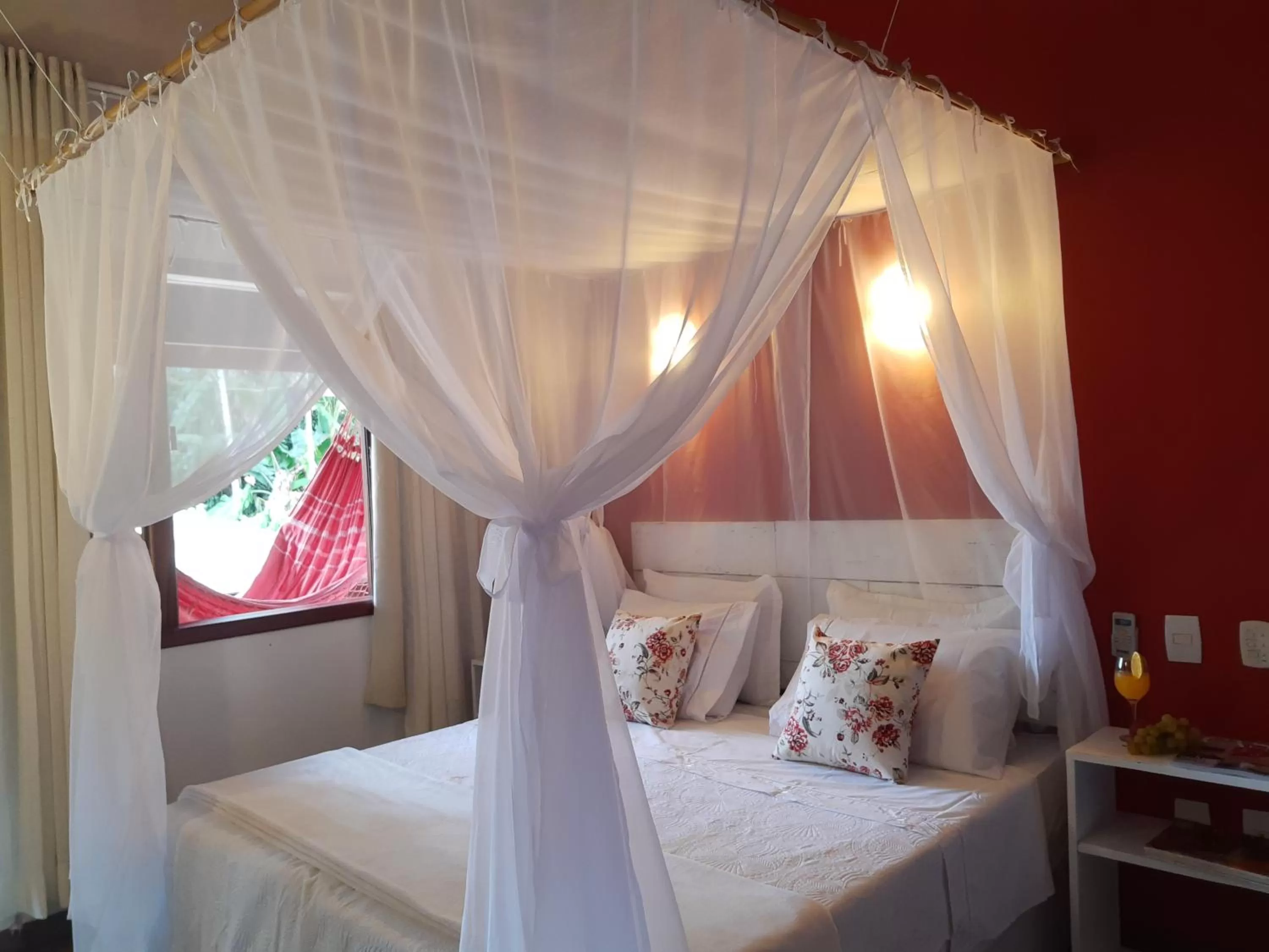 Bed in Magias de Paraty Ecopousada