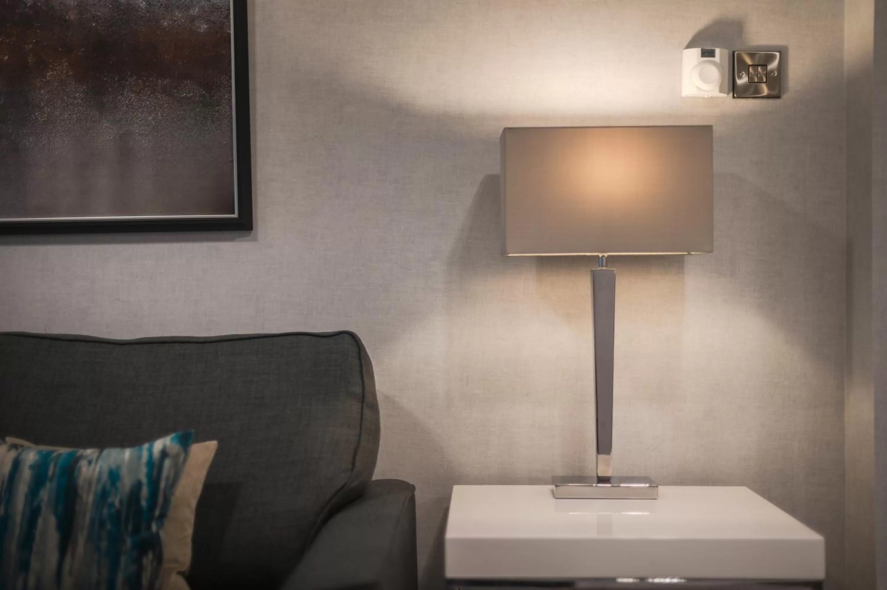 TV and multimedia in The Knight Residence by Mansley