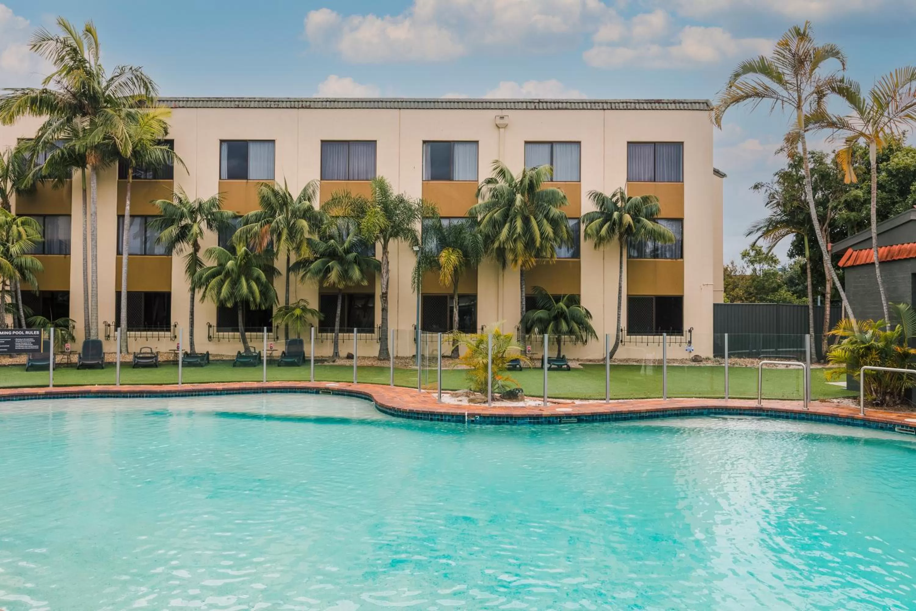 Swimming pool in Nightelier Mermaid Waters