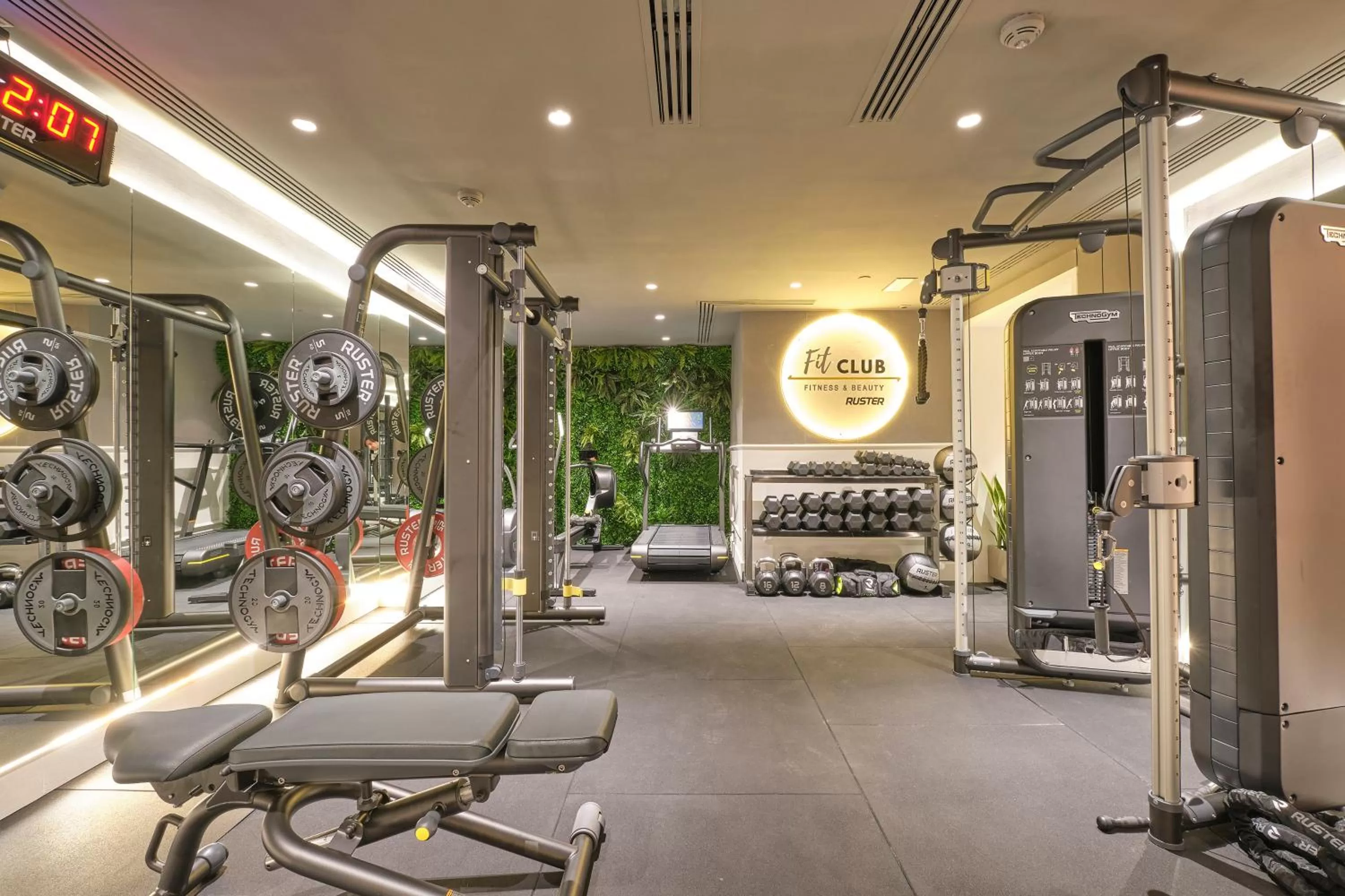 Fitness centre/facilities in ME Madrid Reina Victoria by Meliá