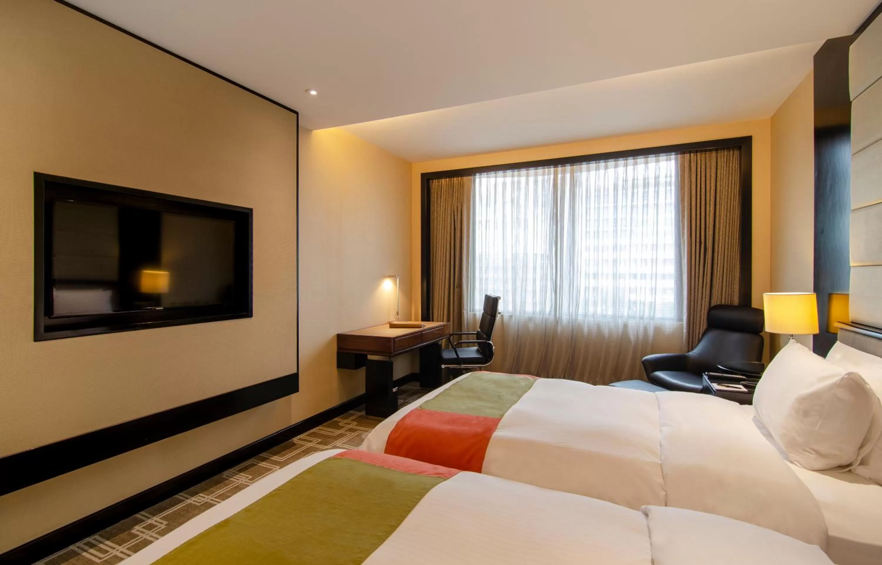 Bed in Pan Pacific Sonargaon Dhaka