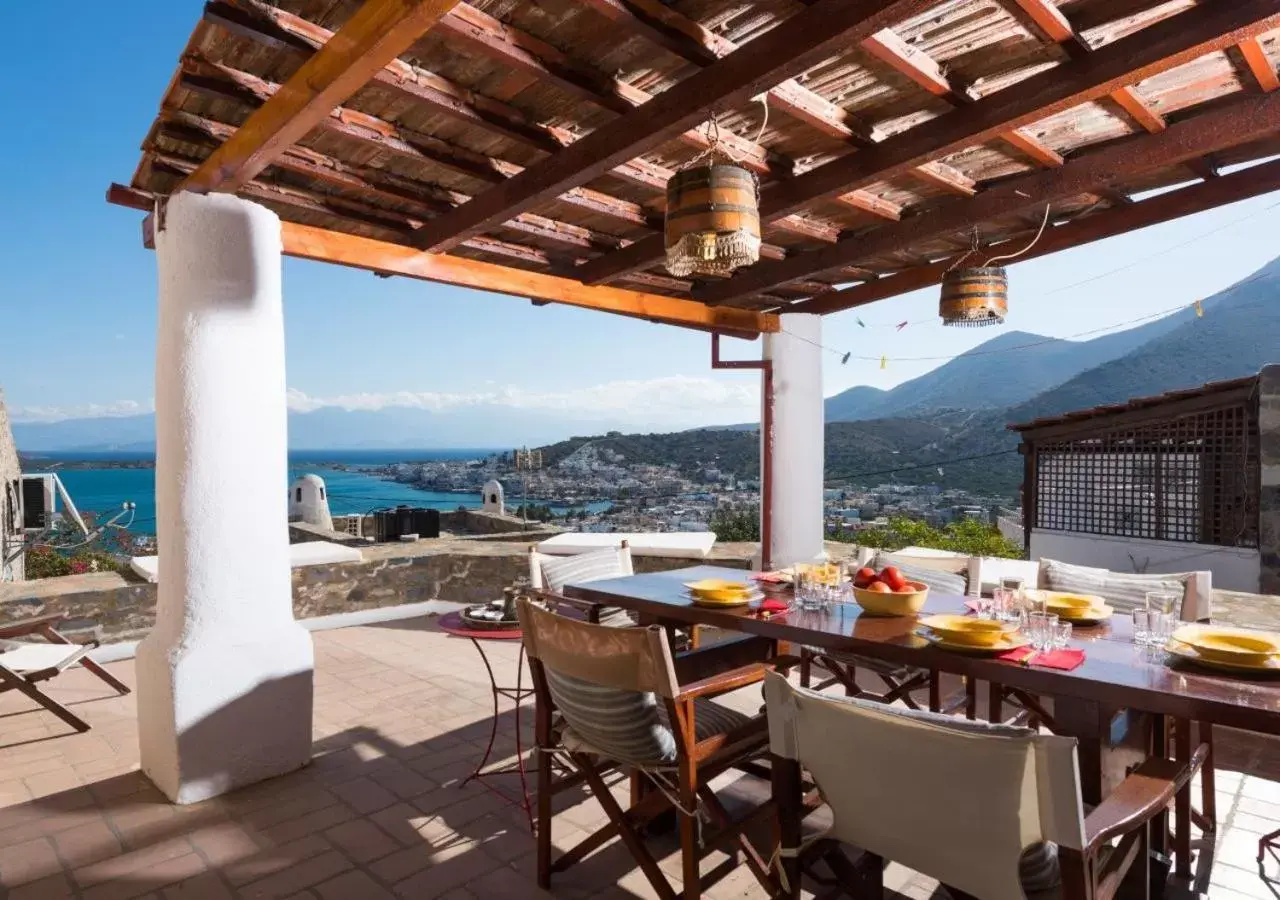 House Two-Bedroom with Sea View - Margarita in The Traditional Homes of Crete House Two-Bedroom with Sea View - Margarita in The Traditional Homes of Crete