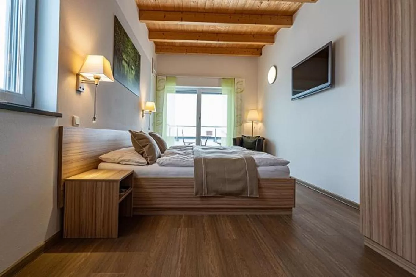 Bed in Hotel Fränkischer Hof