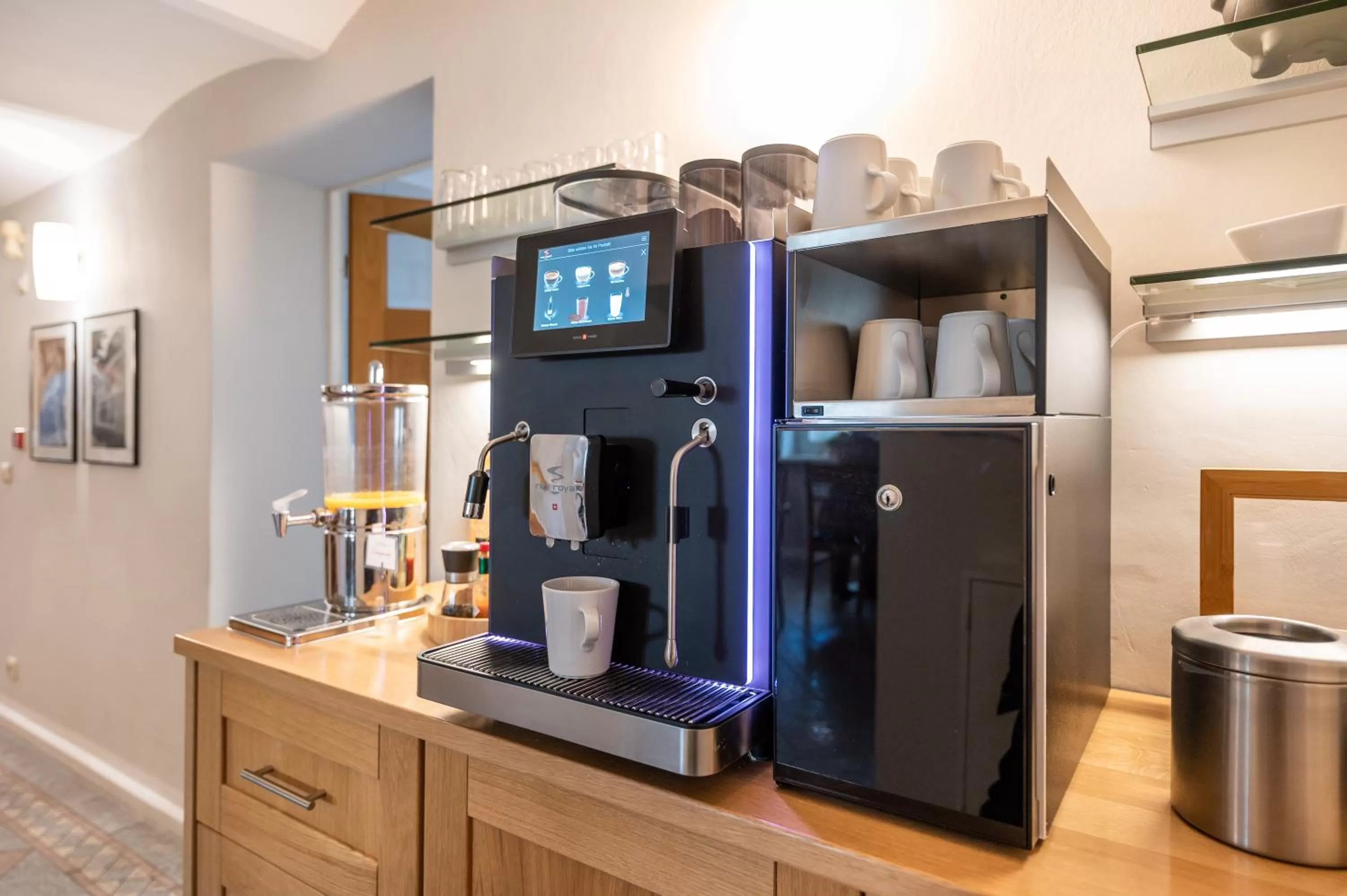 Coffee/tea facilities, Kitchen/Kitchenette in Hotel Garni Getreuer Eckart