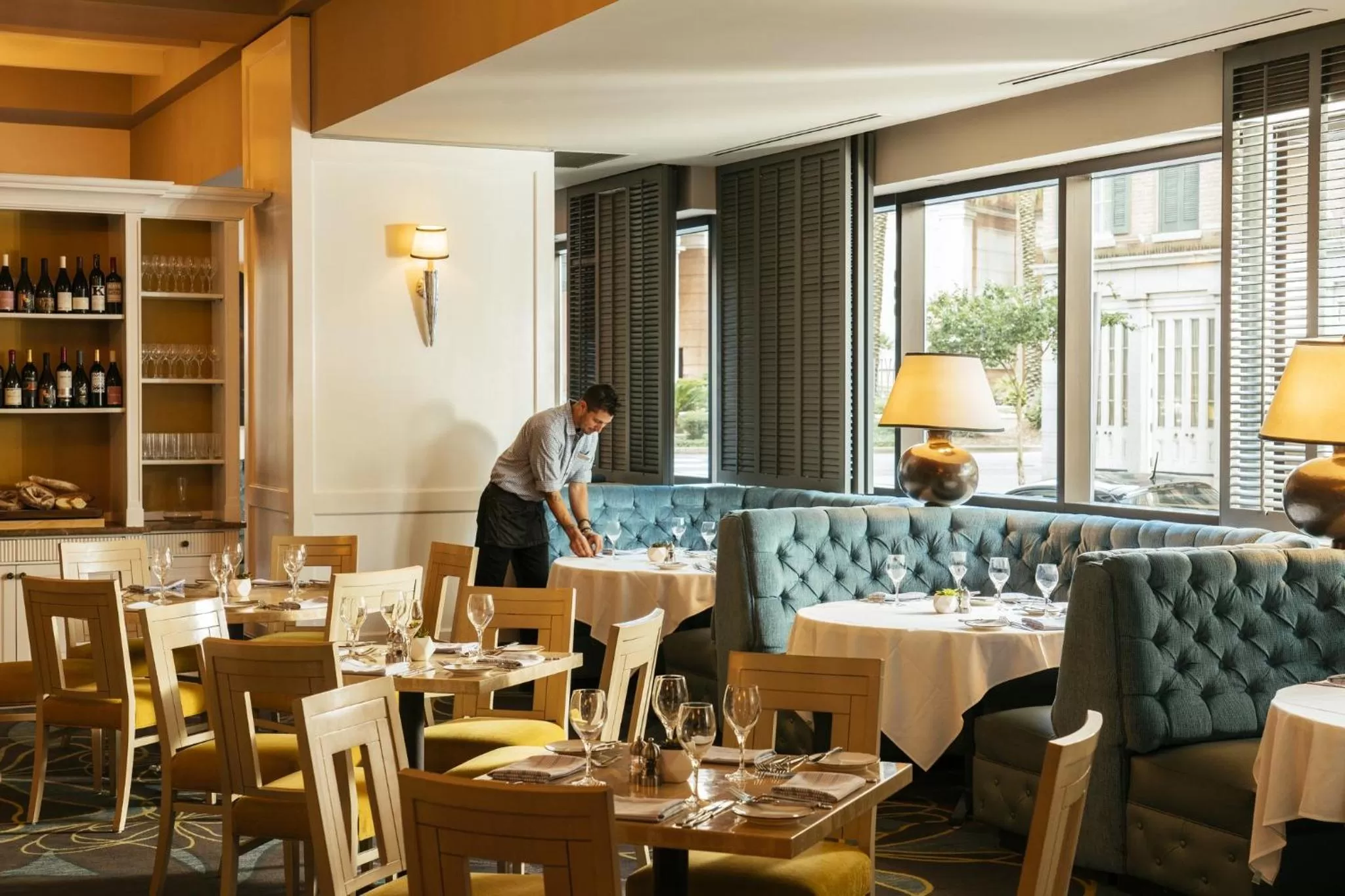 Restaurant/places to eat in Loews New Orleans Hotel