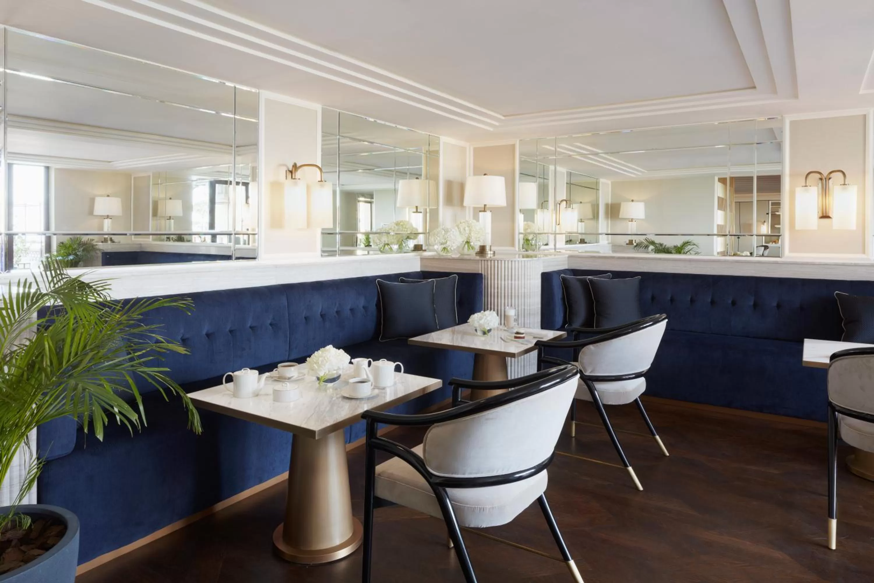 Lounge or bar in Jumeirah Mina Al Salam Dubai