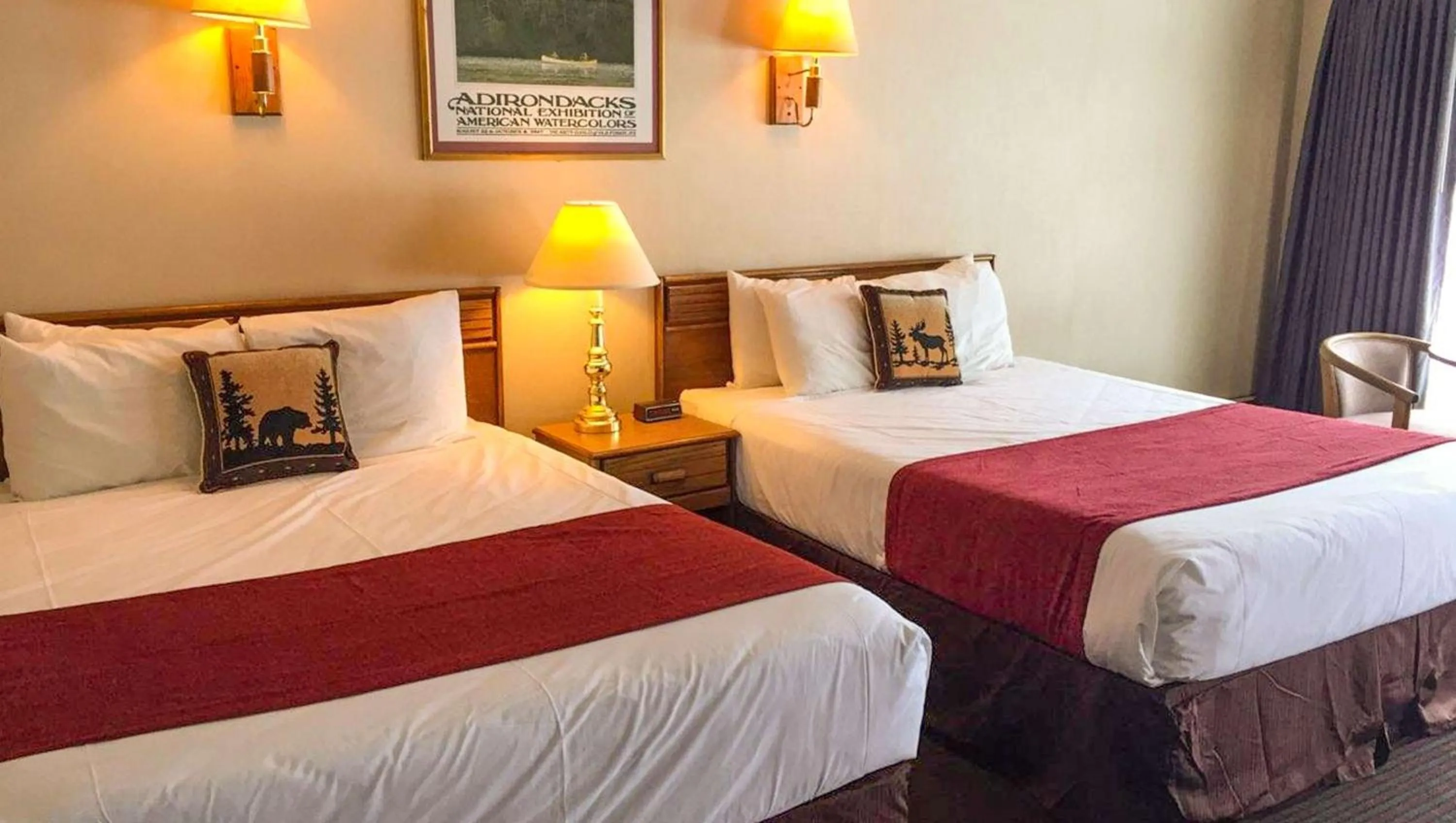 Photo of the whole room, Bed in Adirondack Lodge Old Forge