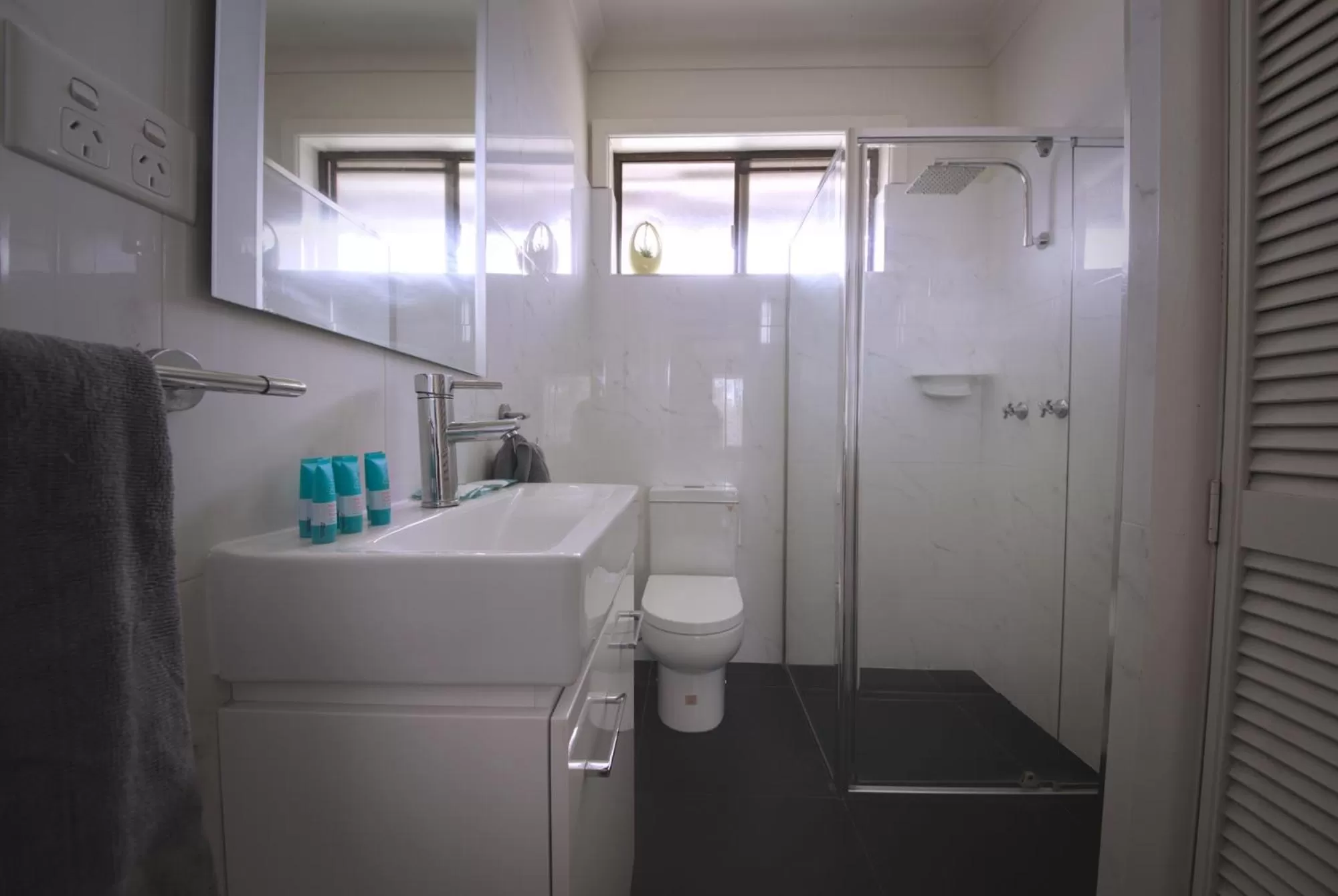 Shower in Tuncurry Motor Lodge