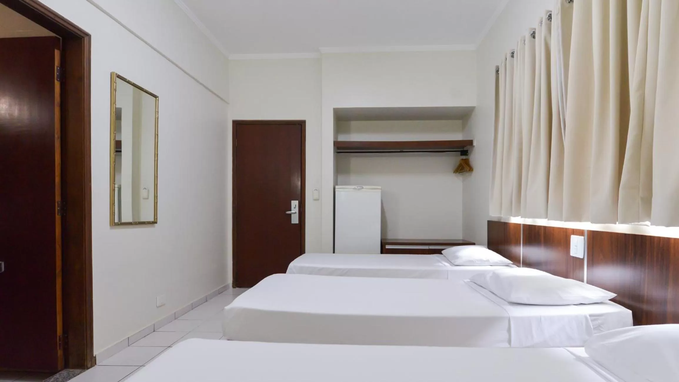 Bed in Araucaria Hotel Business - Maringá