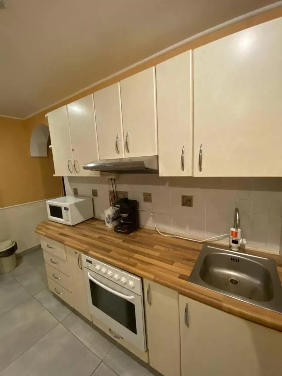 Kitchen or kitchenette in Inn Khlibodarskiy