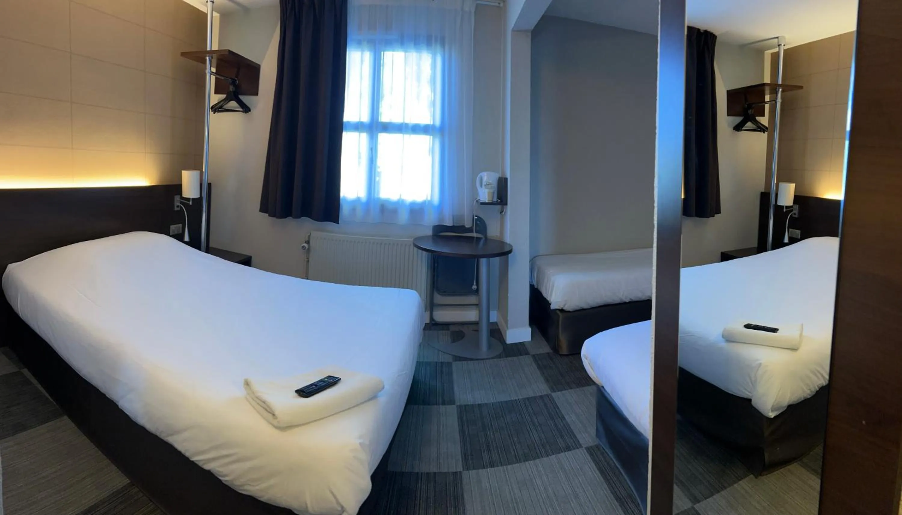 Bedroom, Bed in Hôtel Inn Design Resto Novo Langres