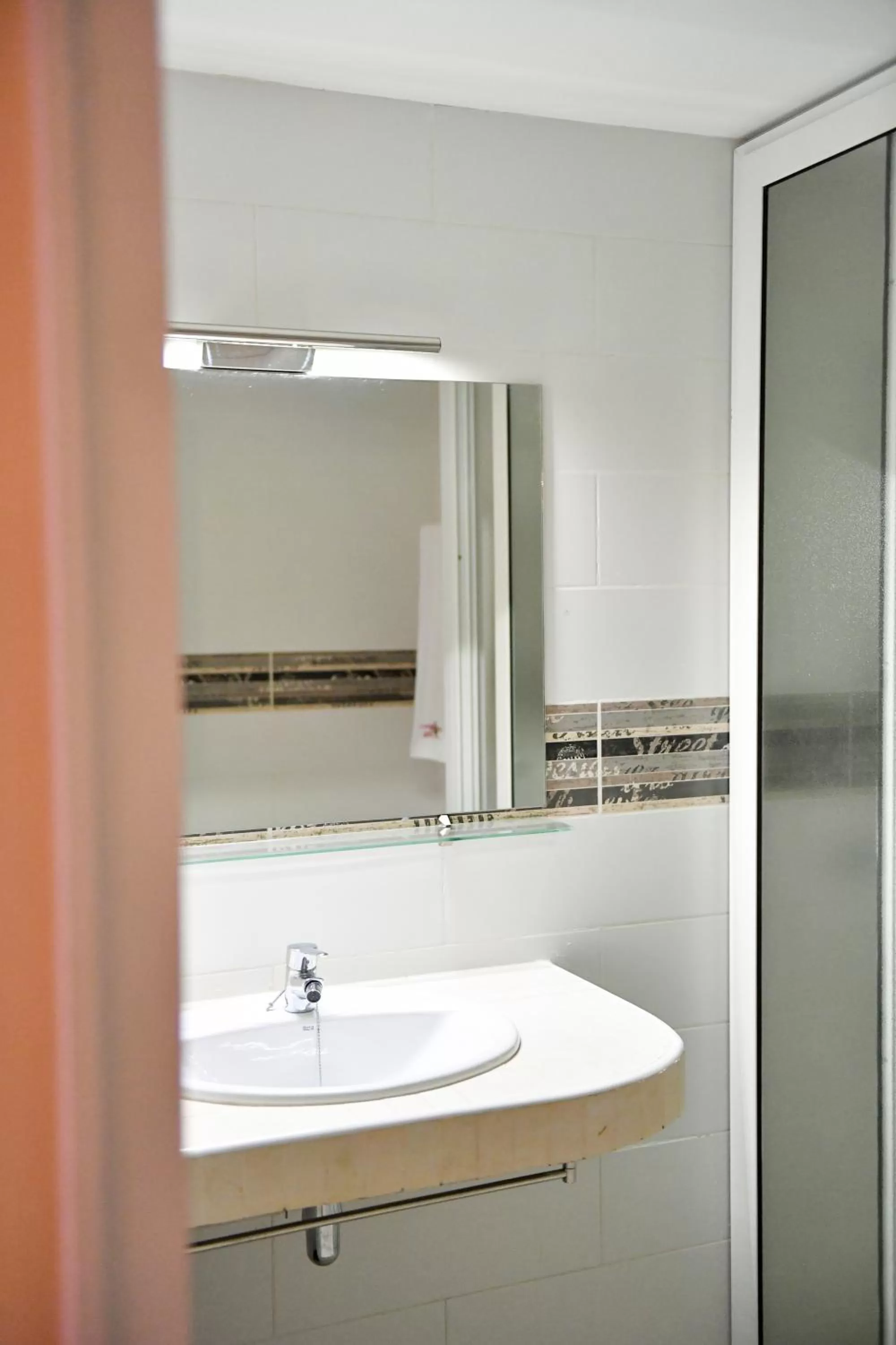 Toilet in Anjary Hotel Antananarivo