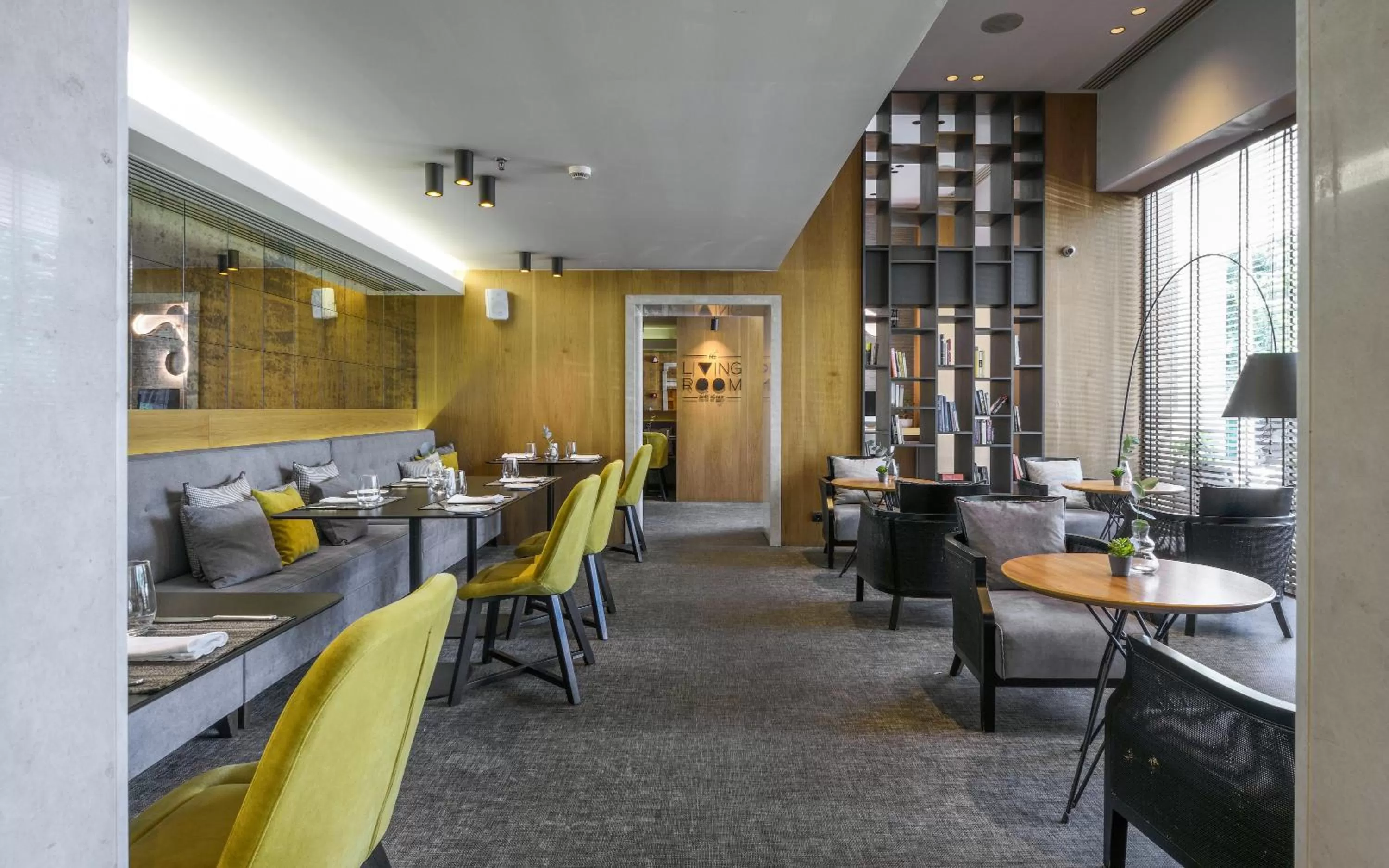 Restaurant/places to eat in Anatolia Hotel