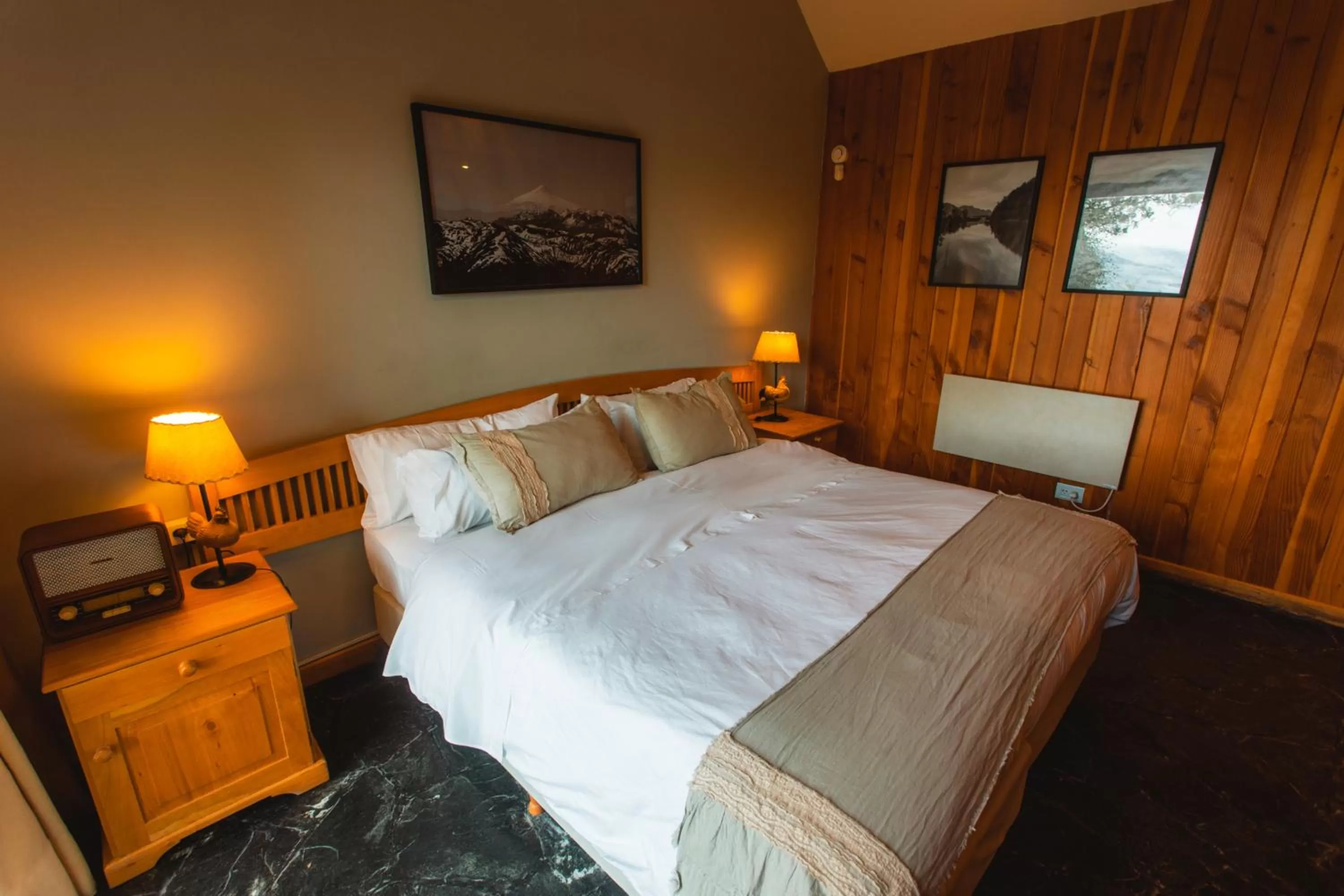 Bed in Arrayan Lake View Mountain Lodge & Casa De Te Arrayan