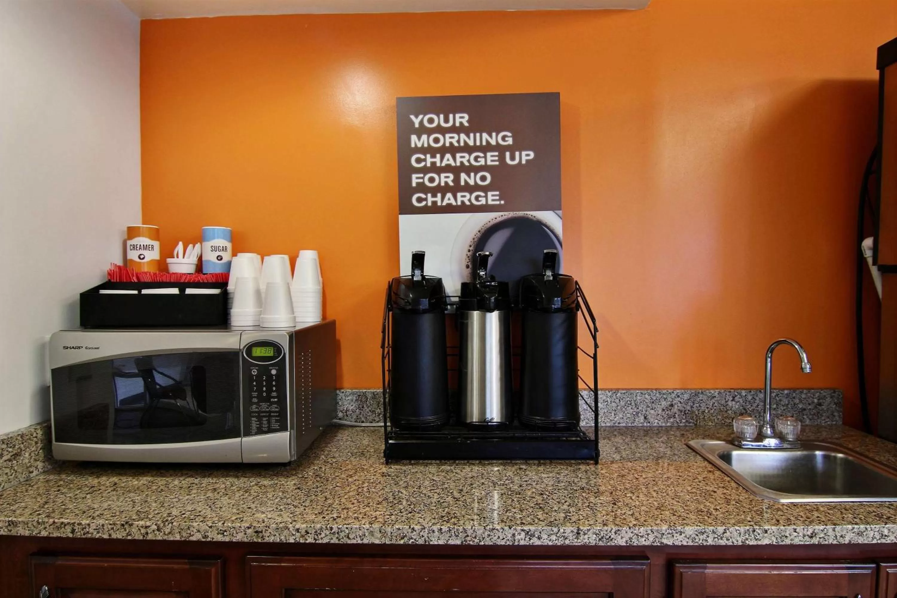 Lobby or reception in Willow Lodge Willoughby Cleveland
