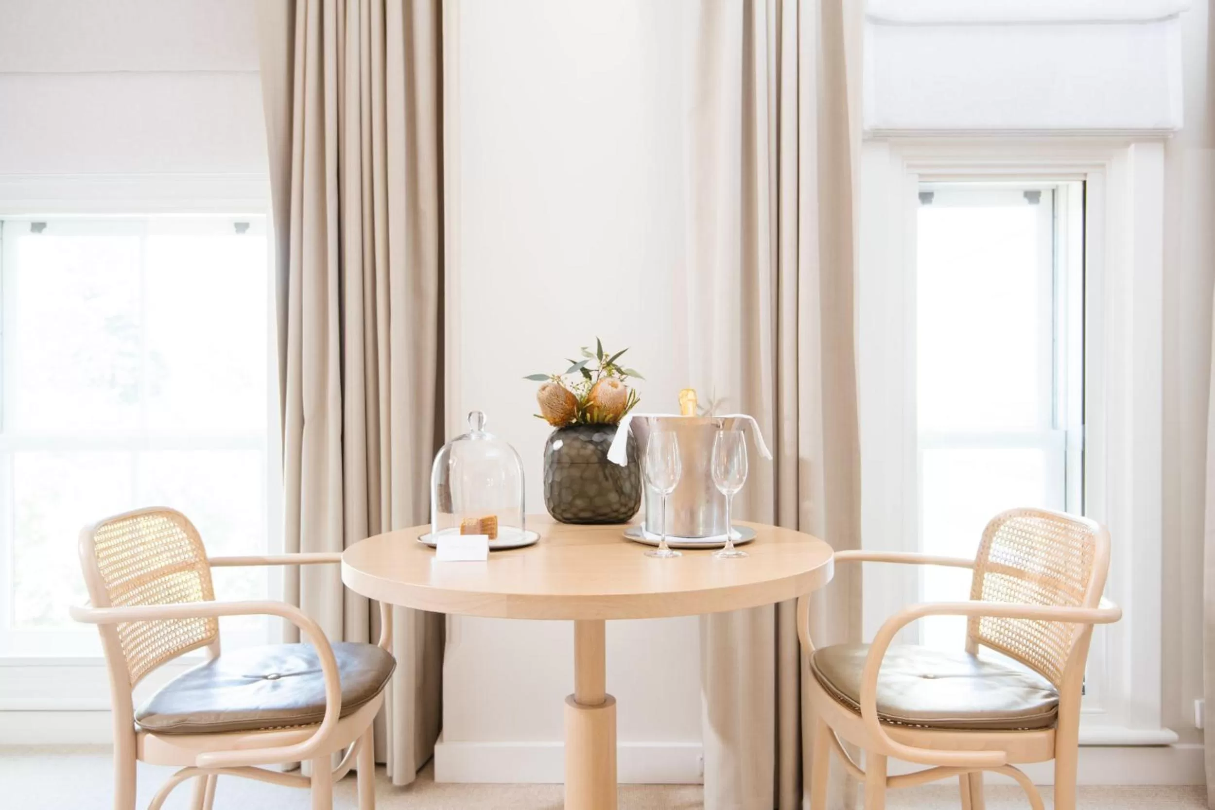 Photo of the whole room in COMO The Treasury