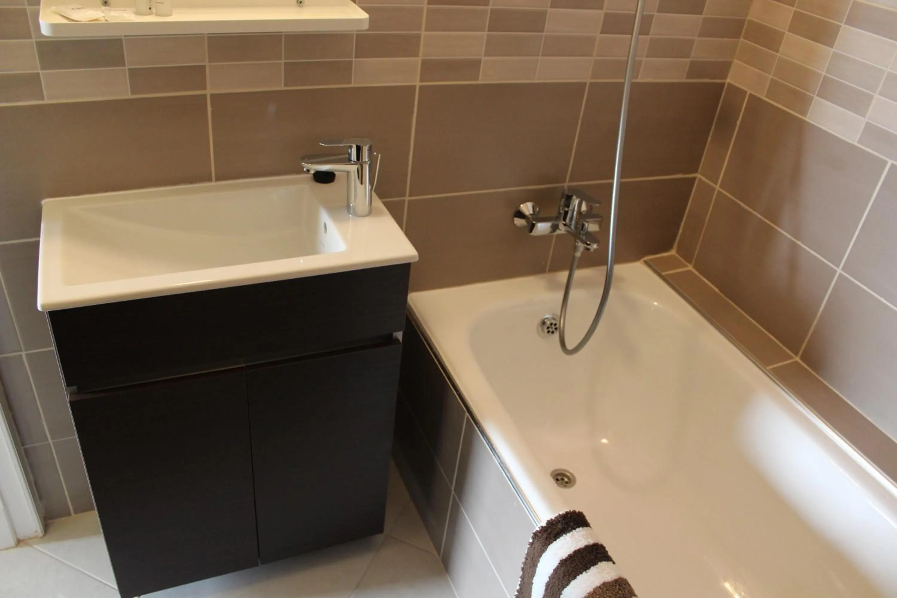 Bathroom in Petsas Apartments