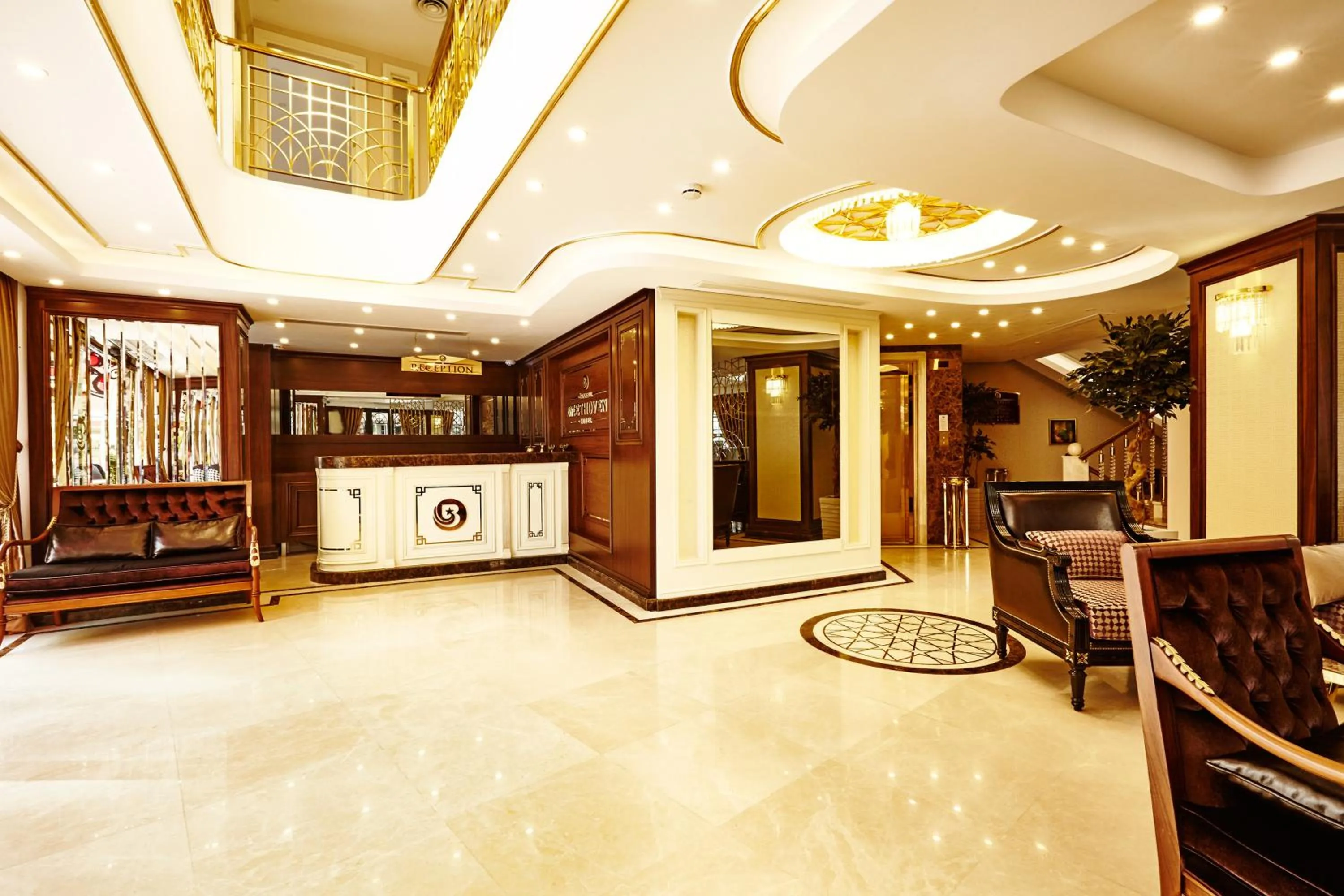 Lobby or reception in Beethoven Hotel - Special Category