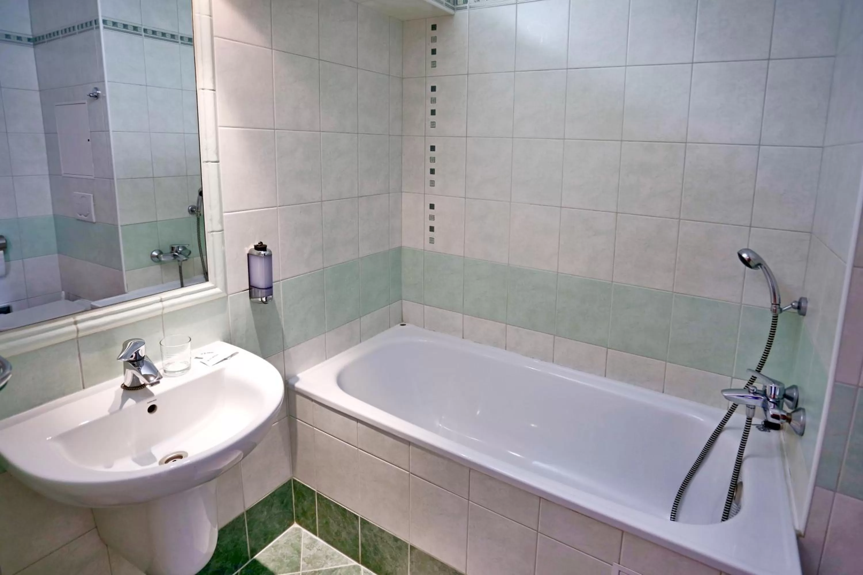 Bathroom in Hotel SOREA TITRIS