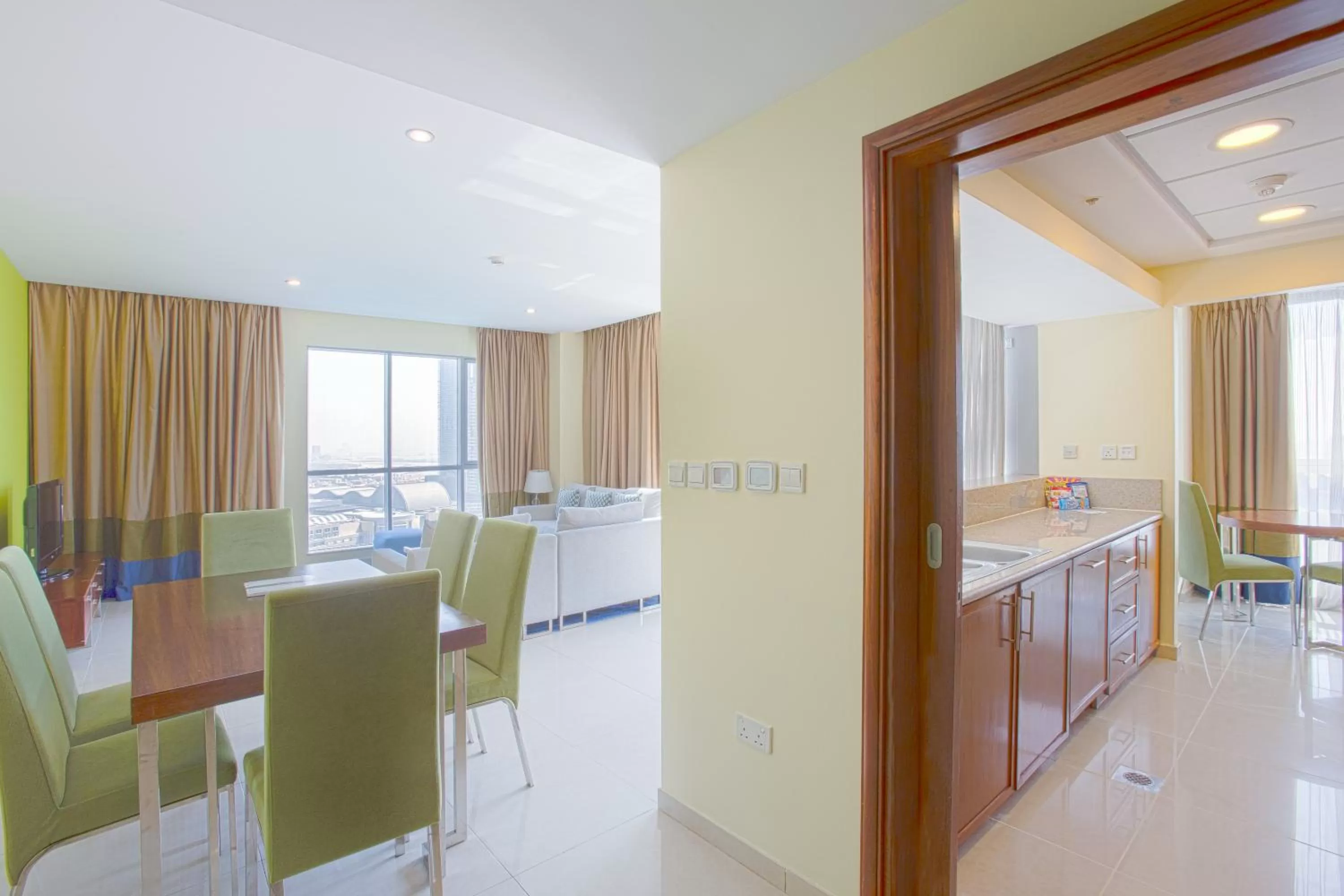 Coffee/tea facilities in Ramada by Wyndham Downtown Dubai